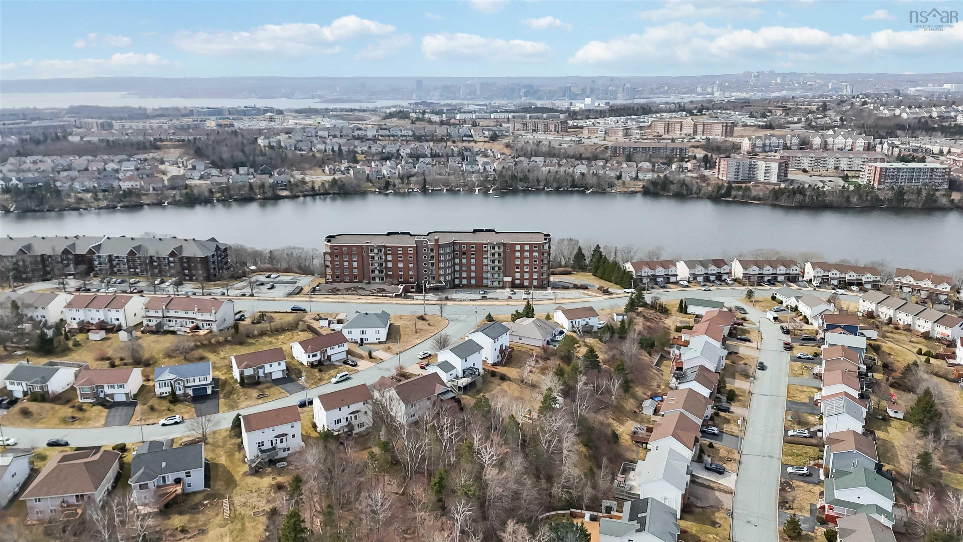 $629,000.00: 32 Hillview Drive, Dartmouth