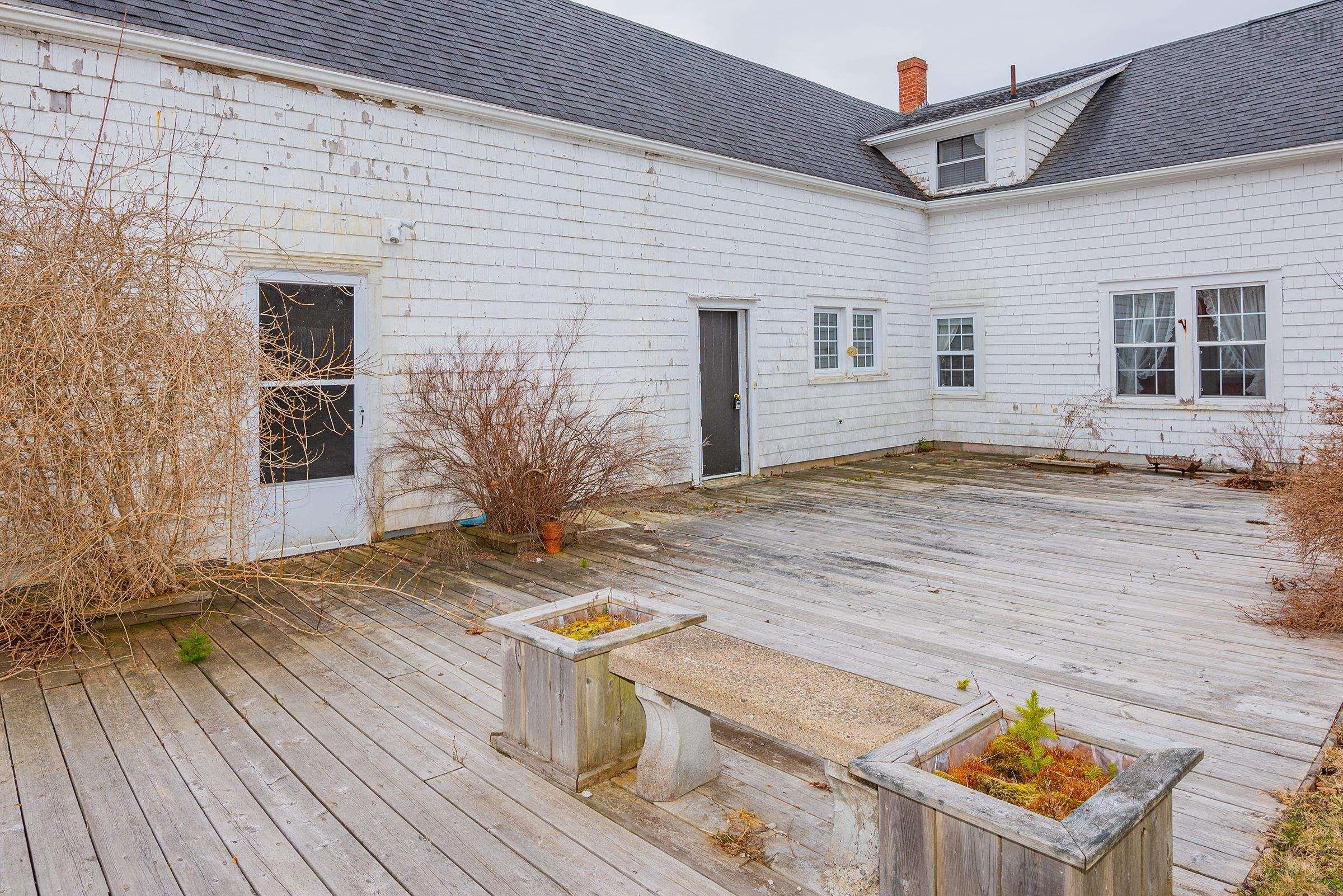 $130,000.00: 294 Fort Point Road, Weymouth North