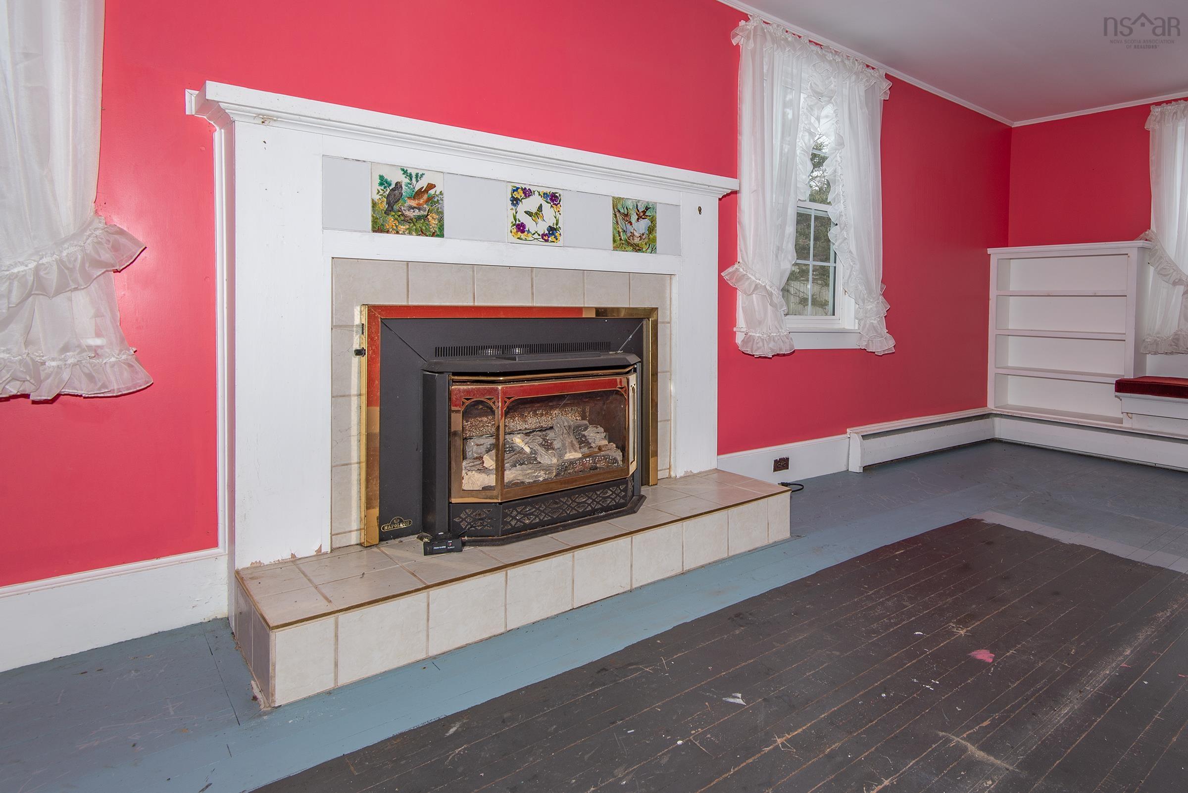 $130,000.00: 294 Fort Point Road, Weymouth North
