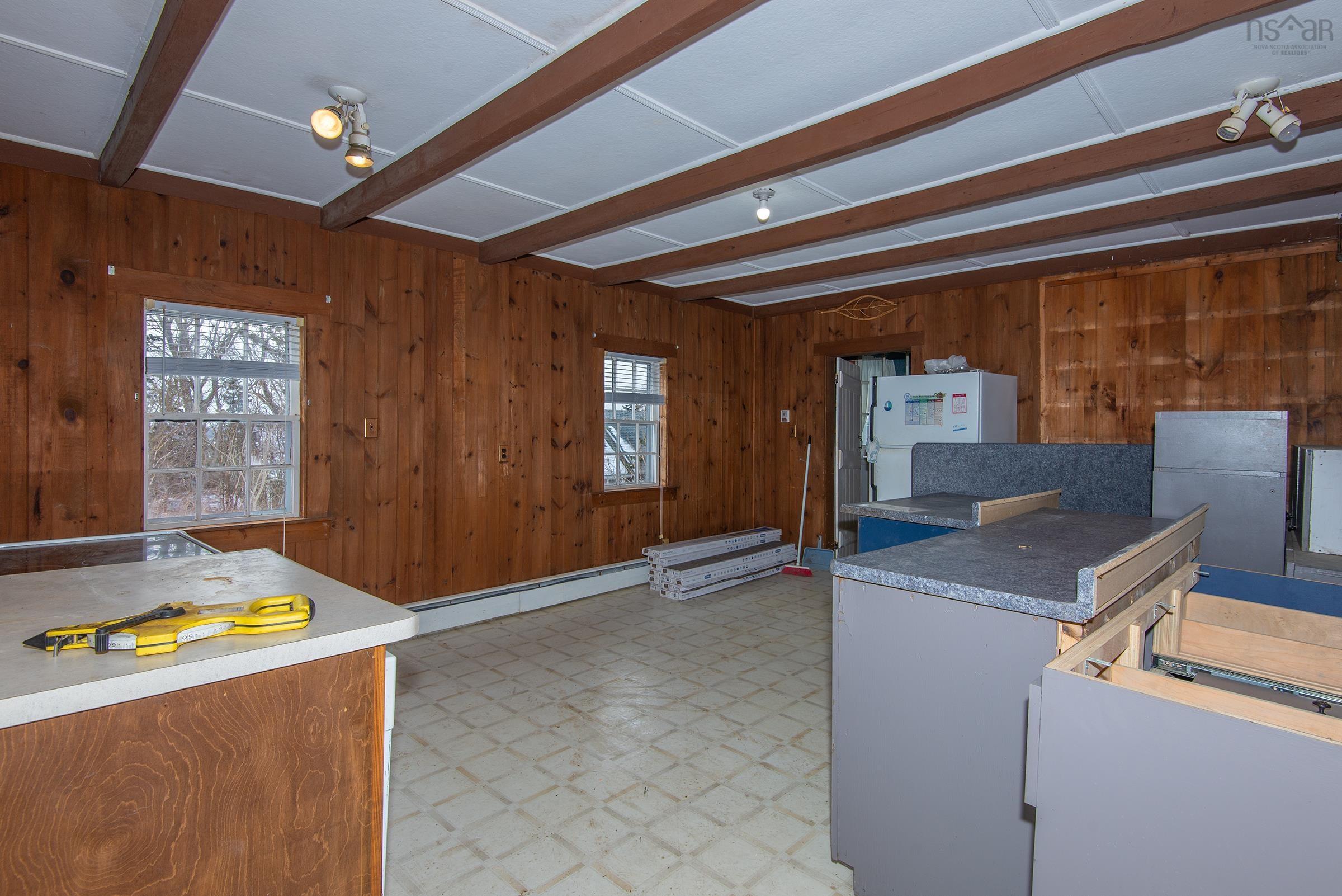 $130,000.00: 294 Fort Point Road, Weymouth North