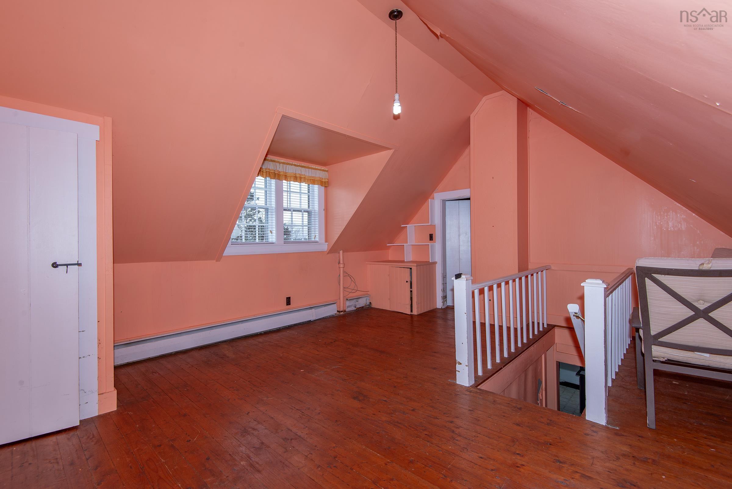 $130,000.00: 294 Fort Point Road, Weymouth North