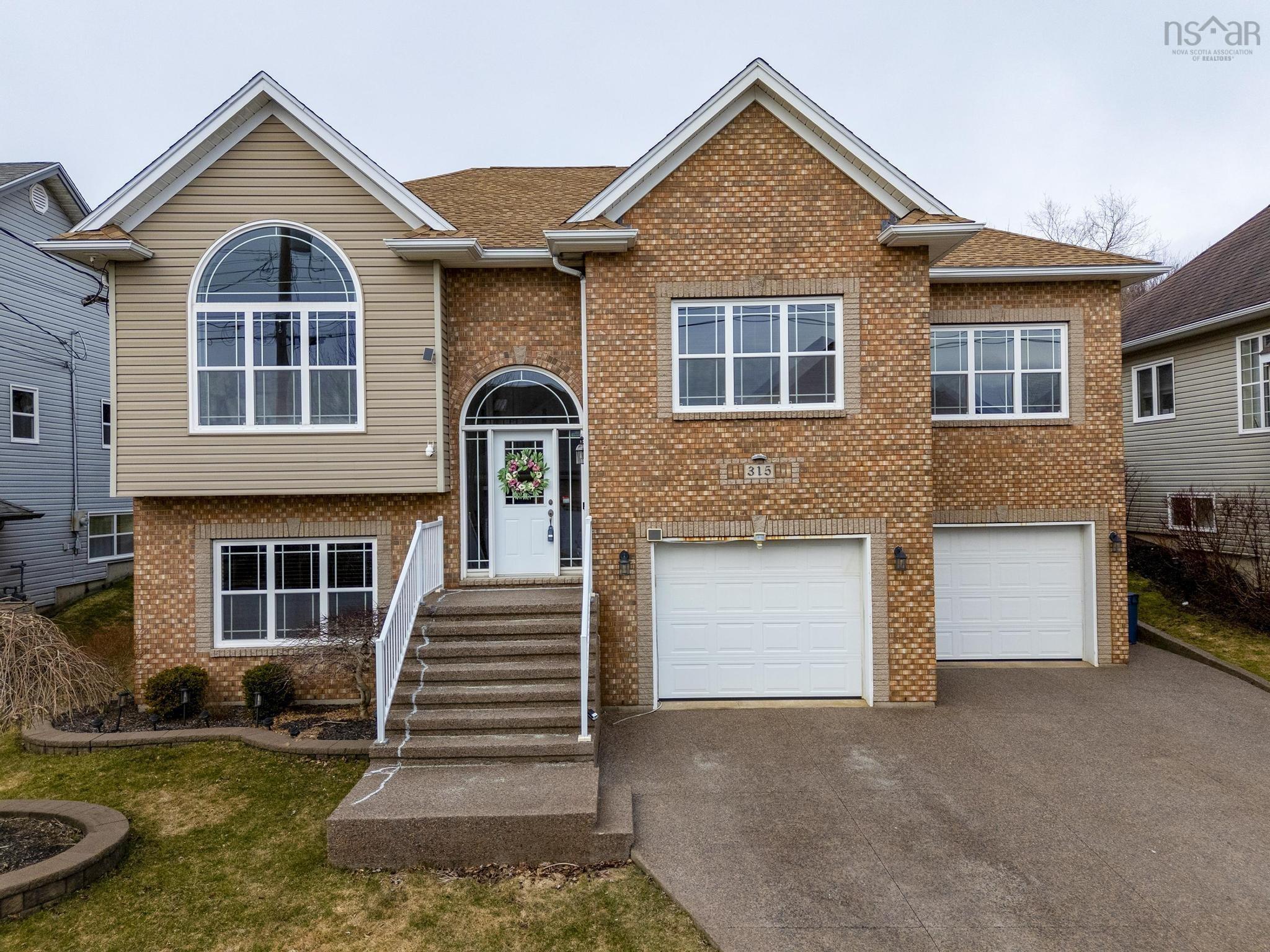 $875,000.00: 315 Bellbrook Crescent, Dartmouth