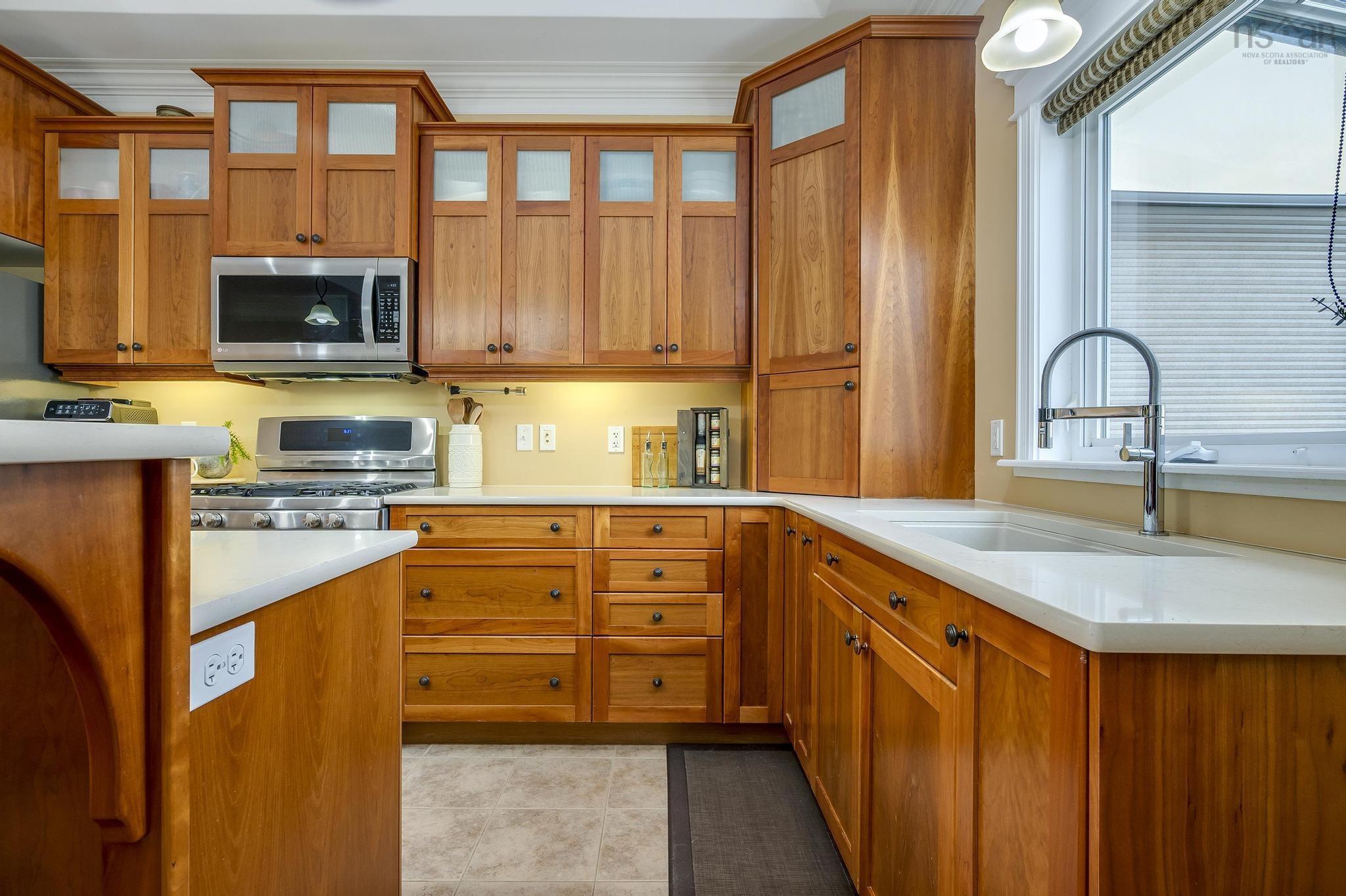$875,000.00: 315 Bellbrook Crescent, Dartmouth