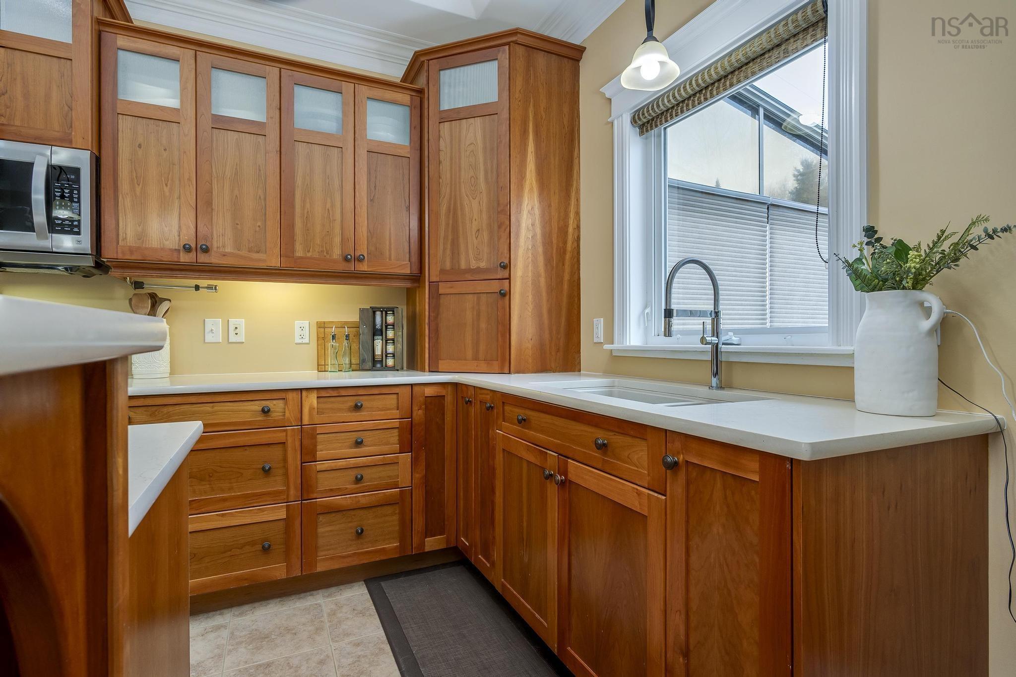 $875,000.00: 315 Bellbrook Crescent, Dartmouth