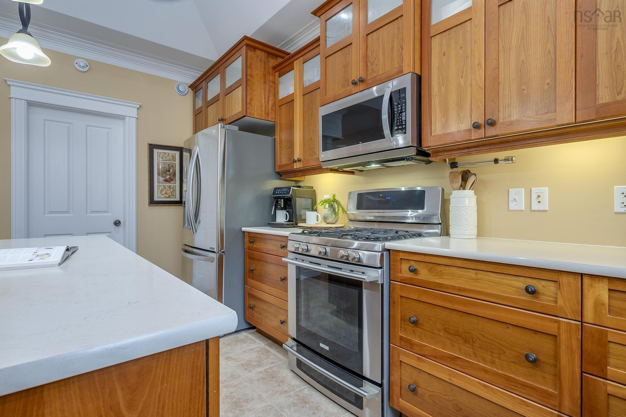 $875,000.00: 315 Bellbrook Crescent, Dartmouth