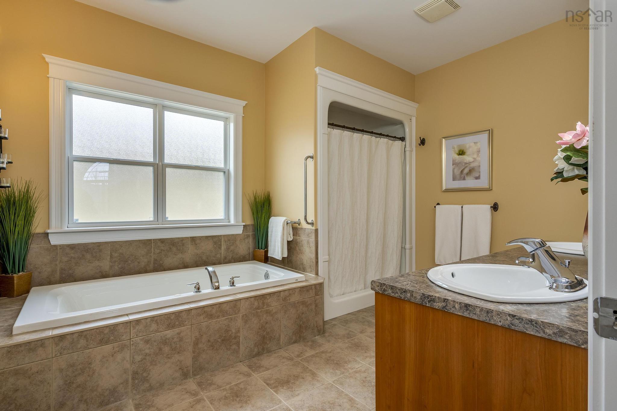 $875,000.00: 315 Bellbrook Crescent, Dartmouth