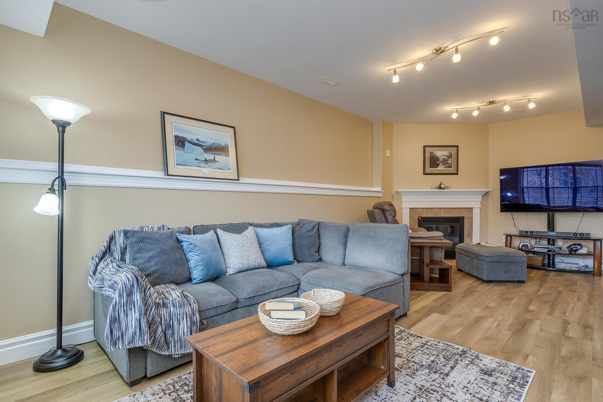 $875,000.00: 315 Bellbrook Crescent, Dartmouth