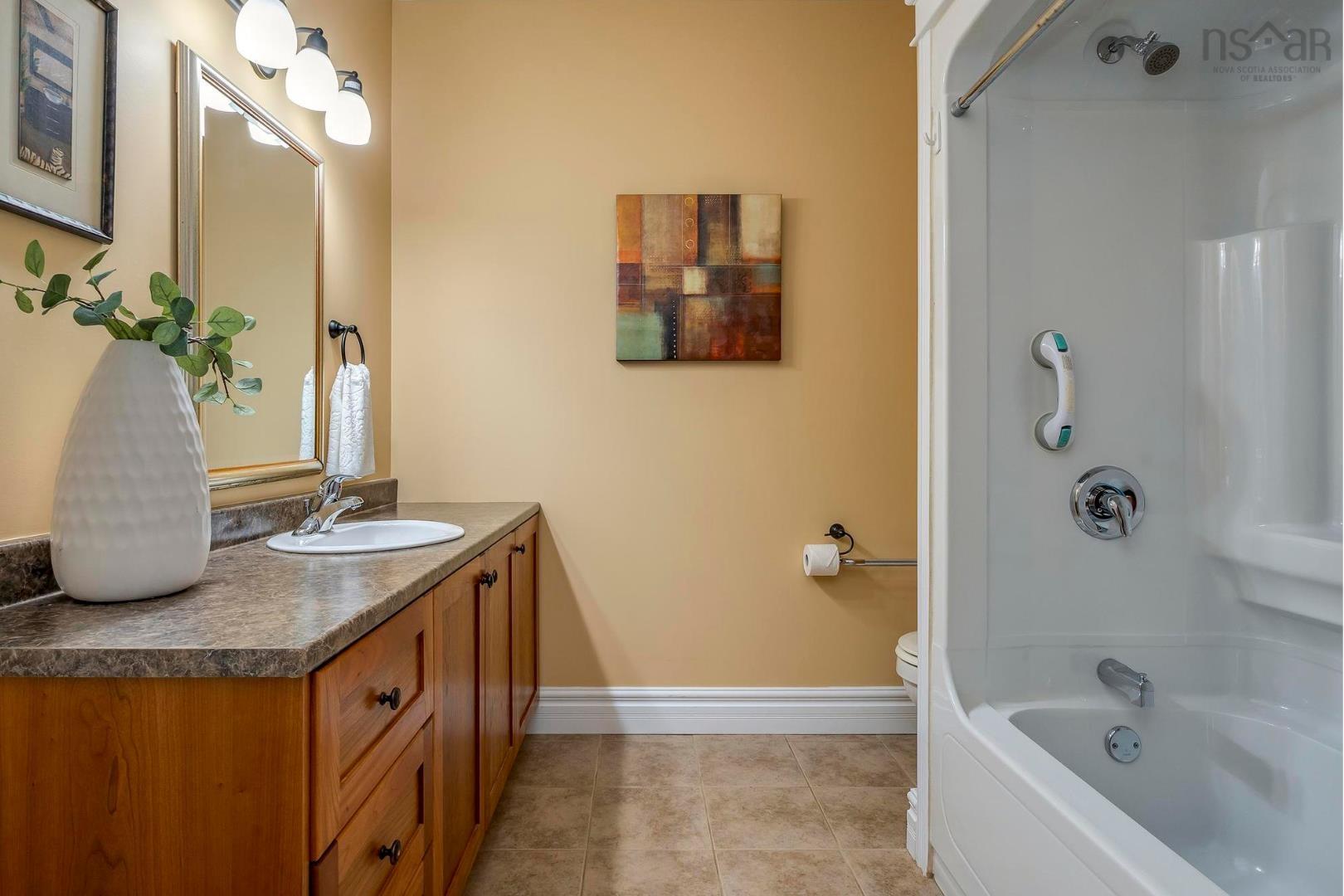 $875,000.00: 315 Bellbrook Crescent, Dartmouth