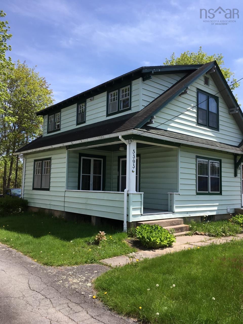 $389,900.00: 5393 Highway 3, Chester Basin
