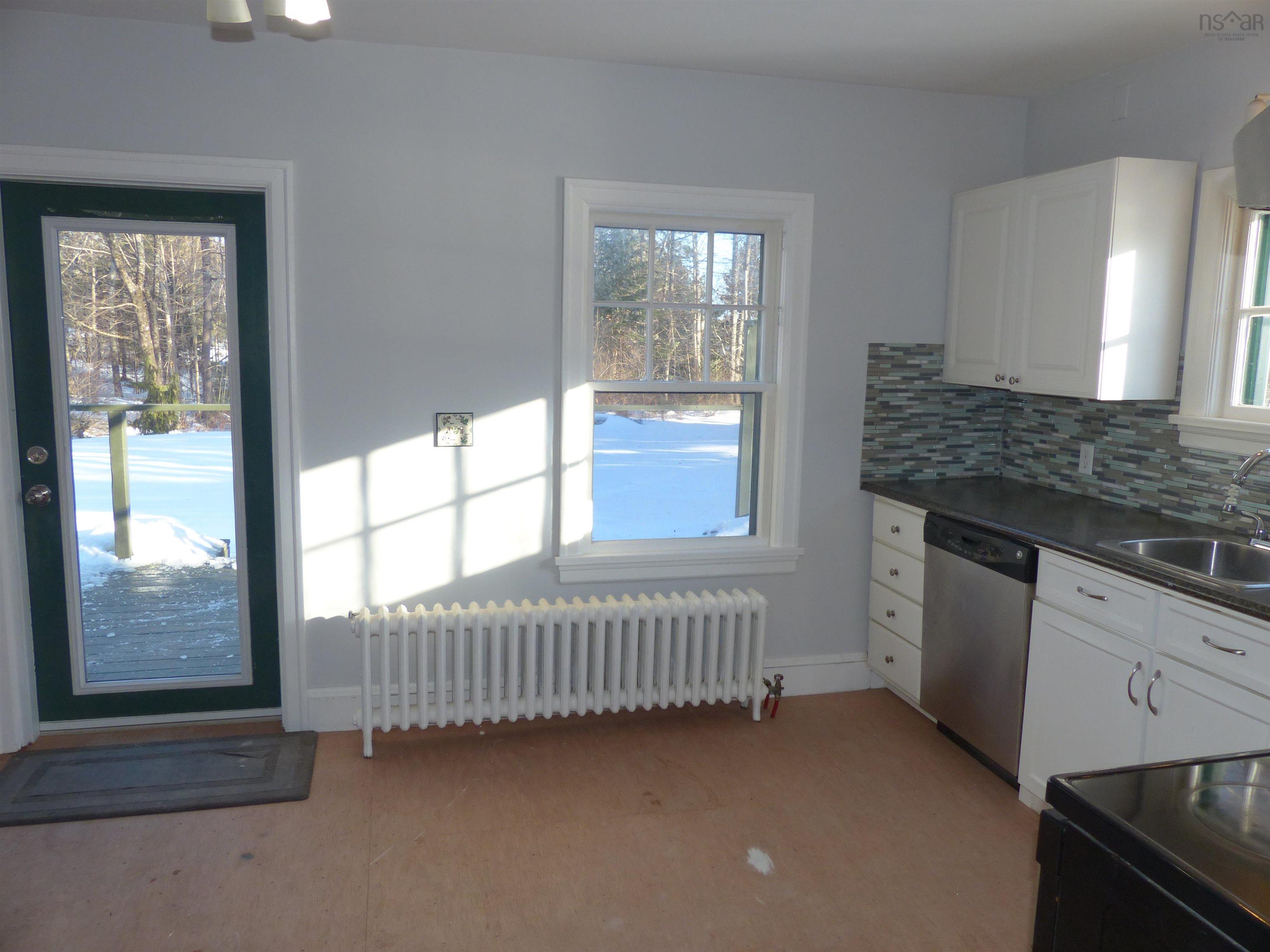 $389,900.00: 5393 Highway 3, Chester Basin
