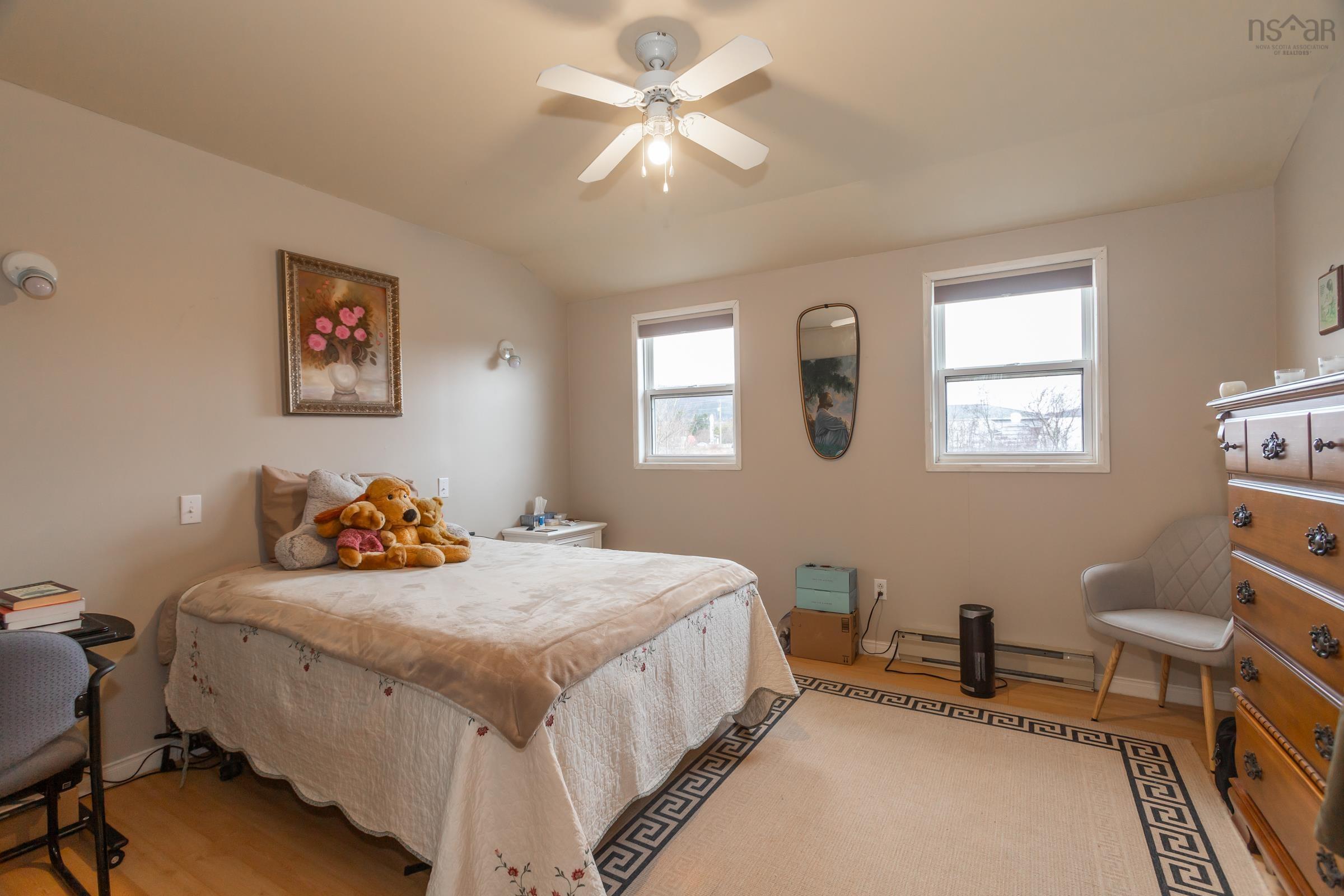 $1,200,000.00: 4752 Highway 1, Granville Ferry