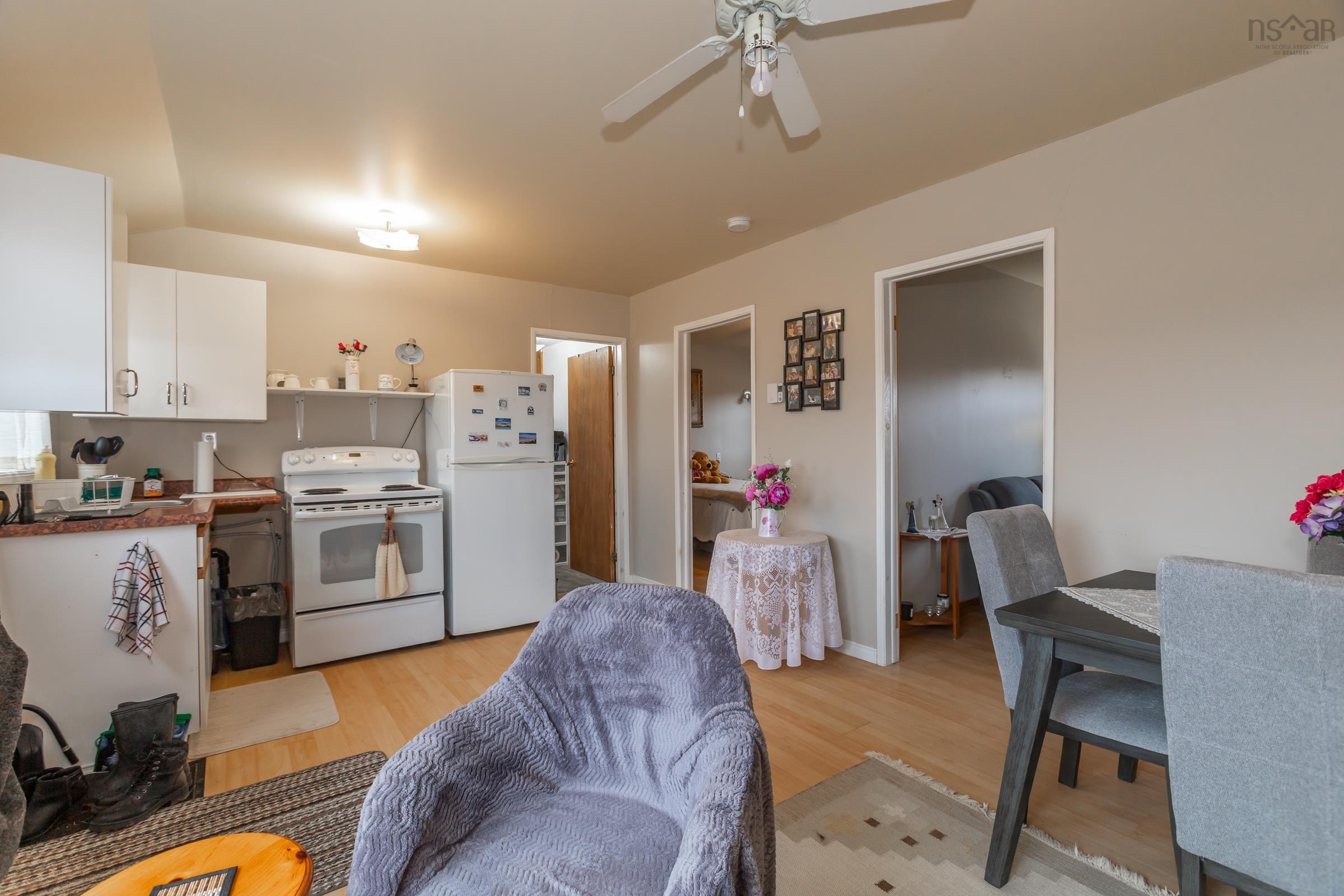$1,200,000.00: 4752 Highway 1, Granville Ferry