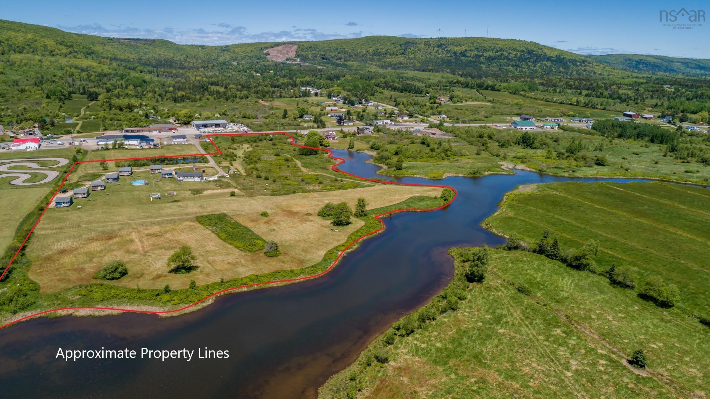 $1,200,000.00: 4752 Highway 1, Granville Ferry