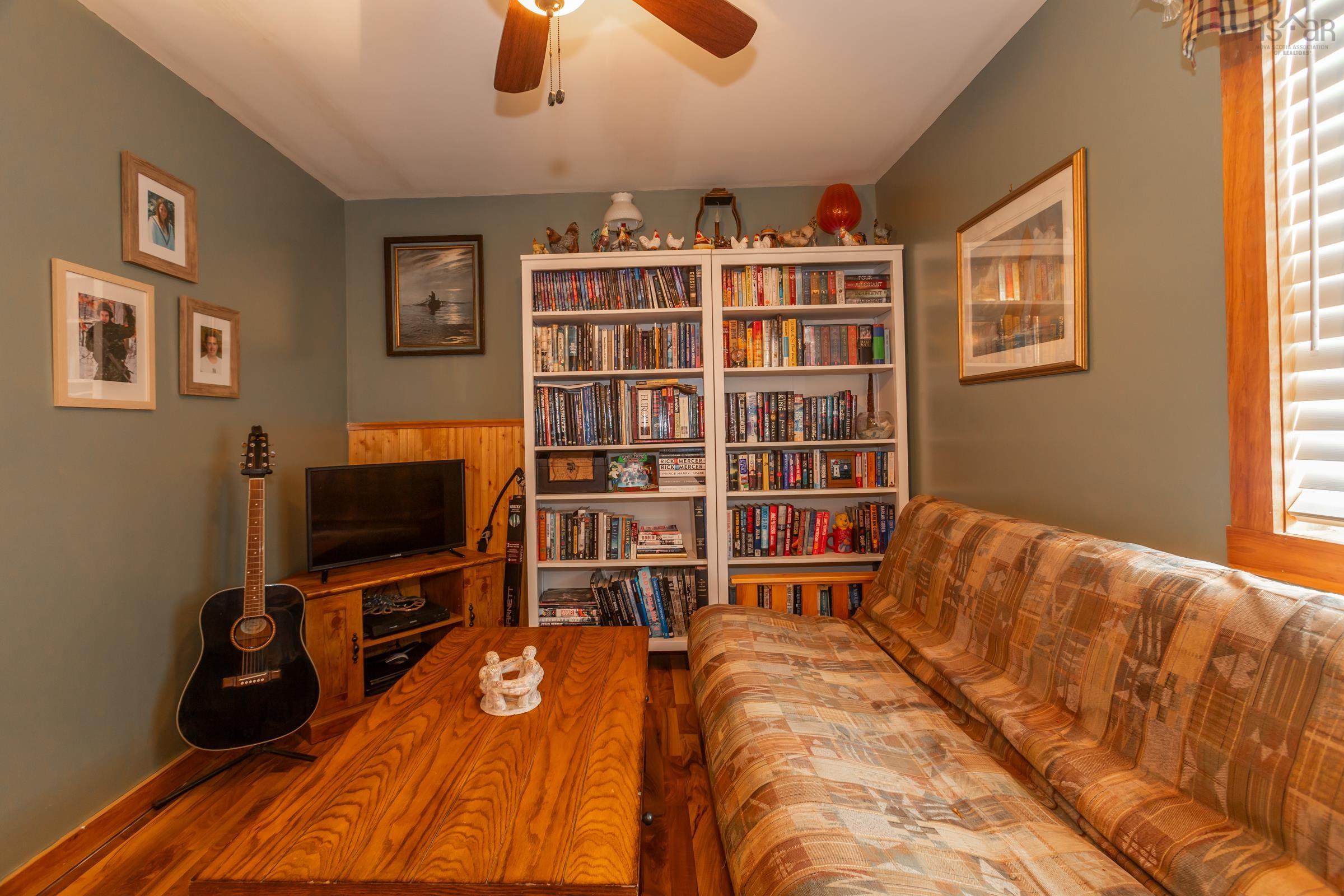 $1,200,000.00: 4752 Highway 1, Granville Ferry