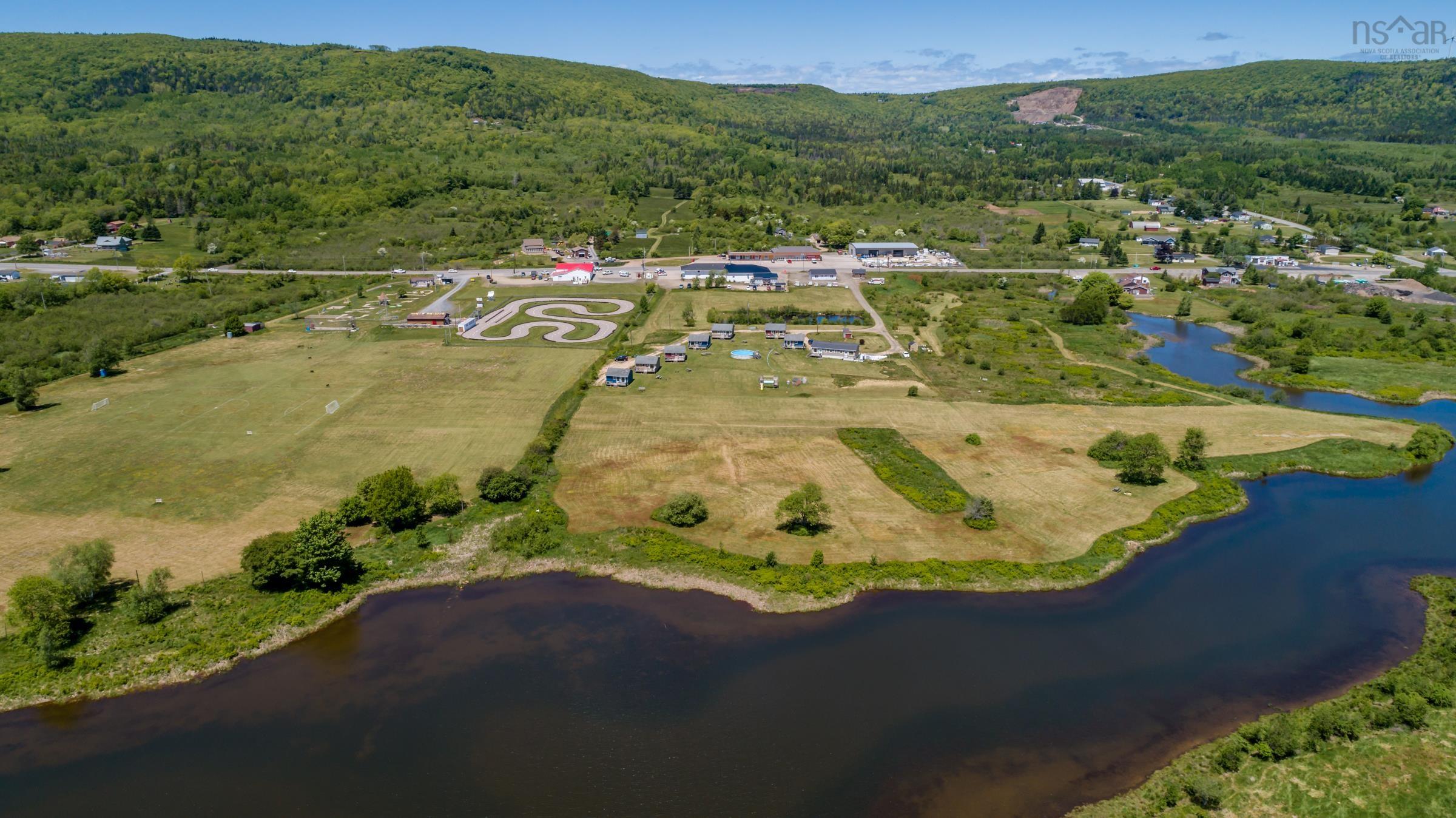 $1,200,000.00: 4752 Highway 1, Granville Ferry