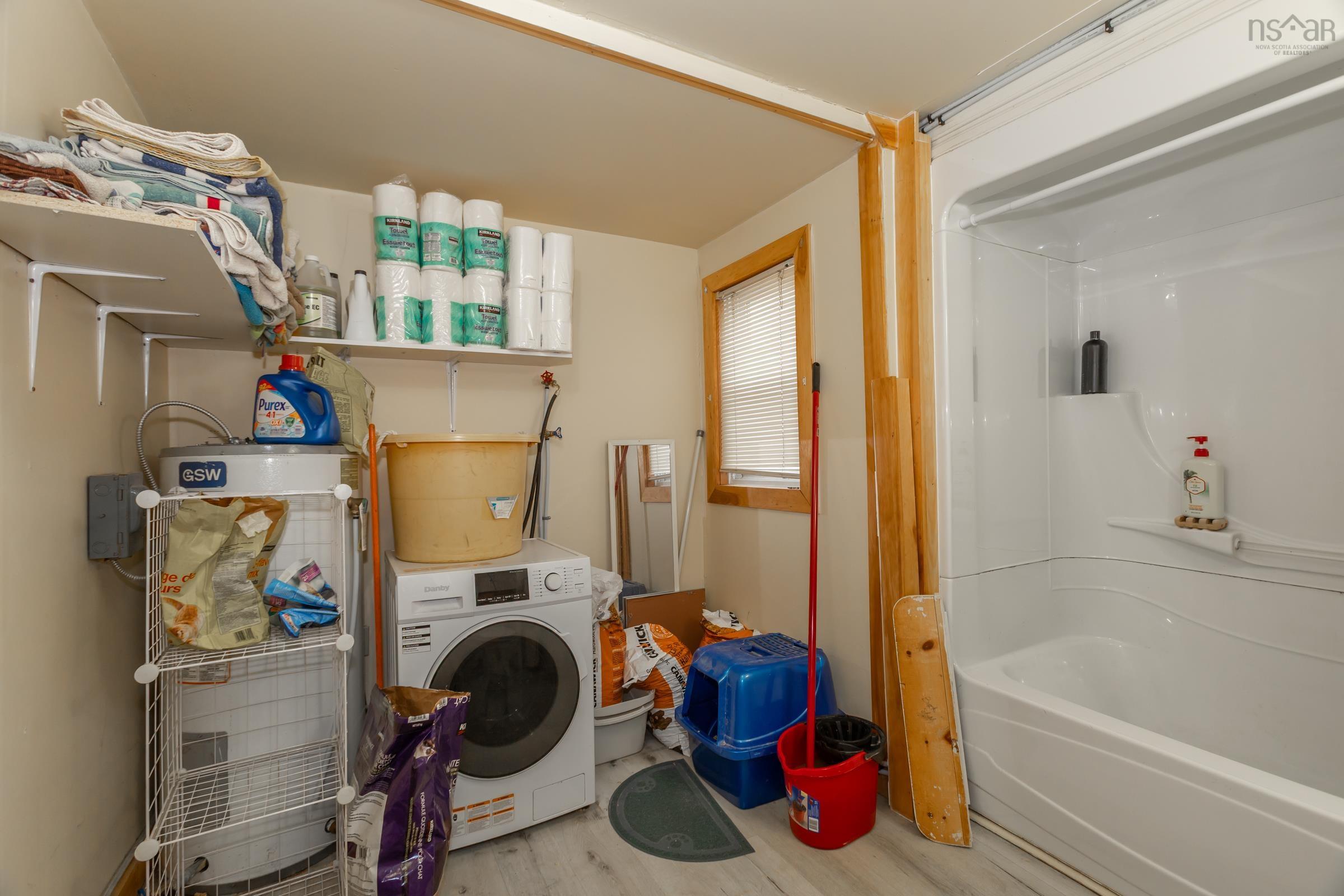 $1,200,000.00: 4752 Highway 1, Granville Ferry