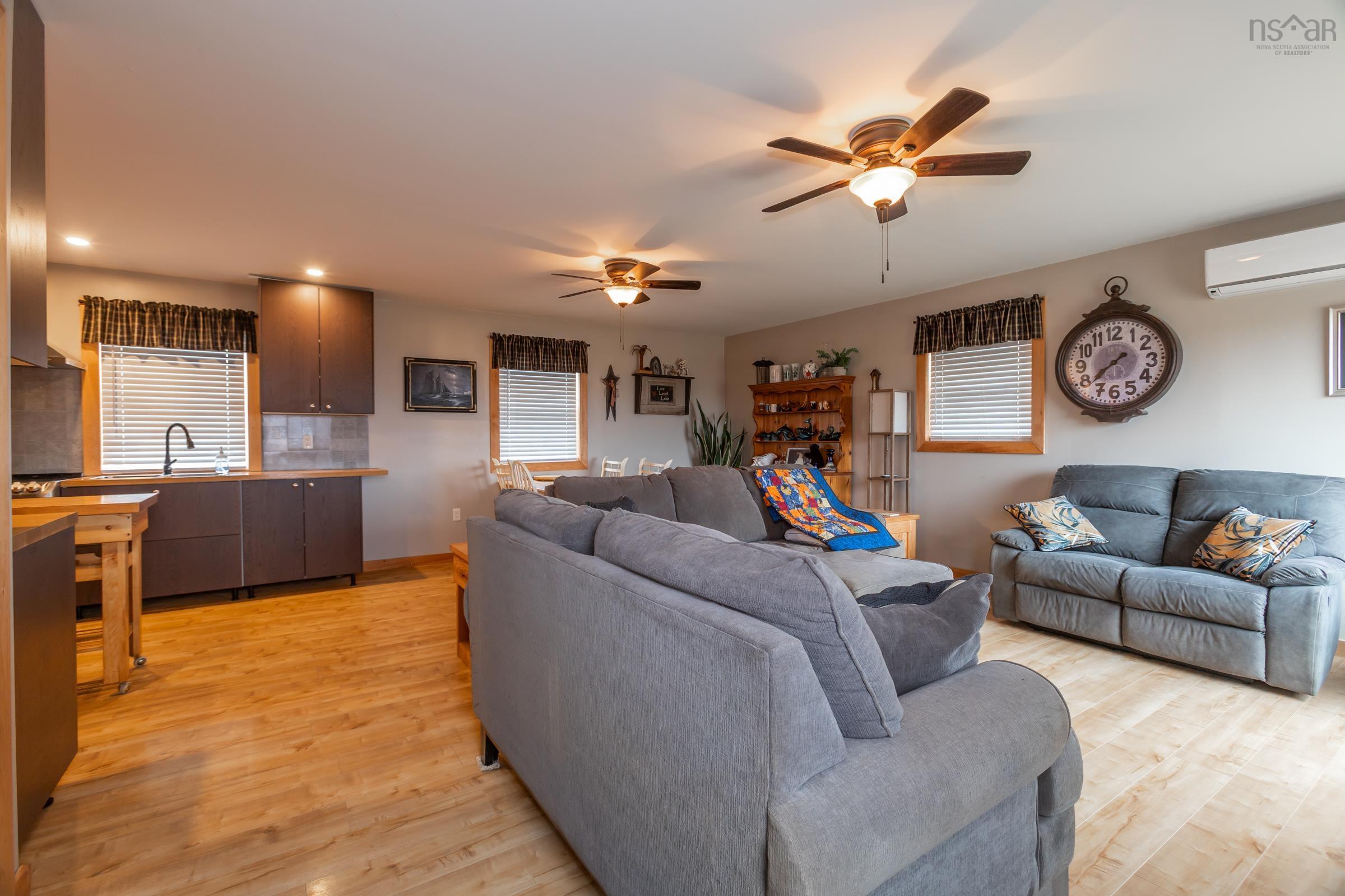 $1,200,000.00: 4752 Highway 1, Granville Ferry