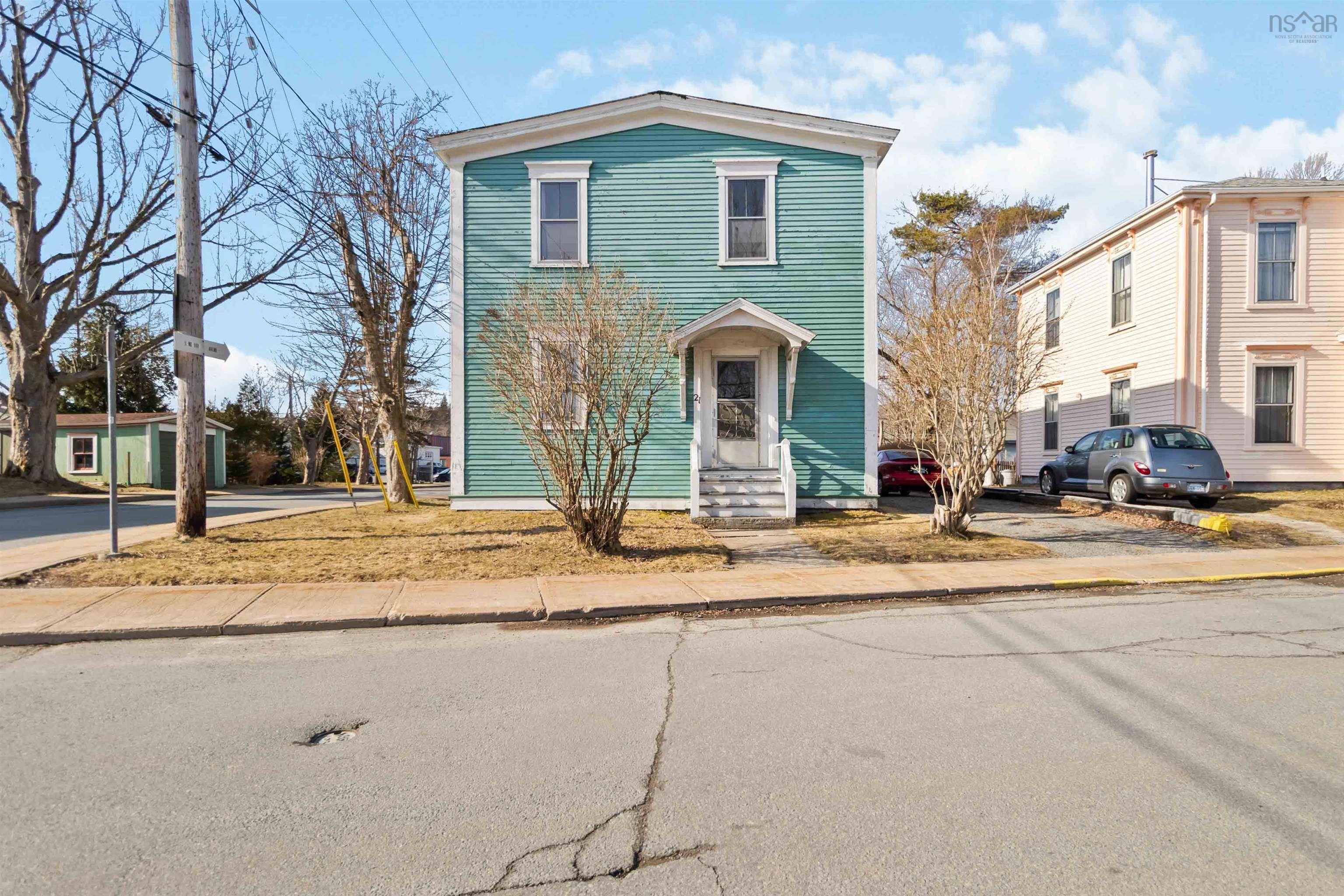$395,900.00: 21 Green Street, Lunenburg