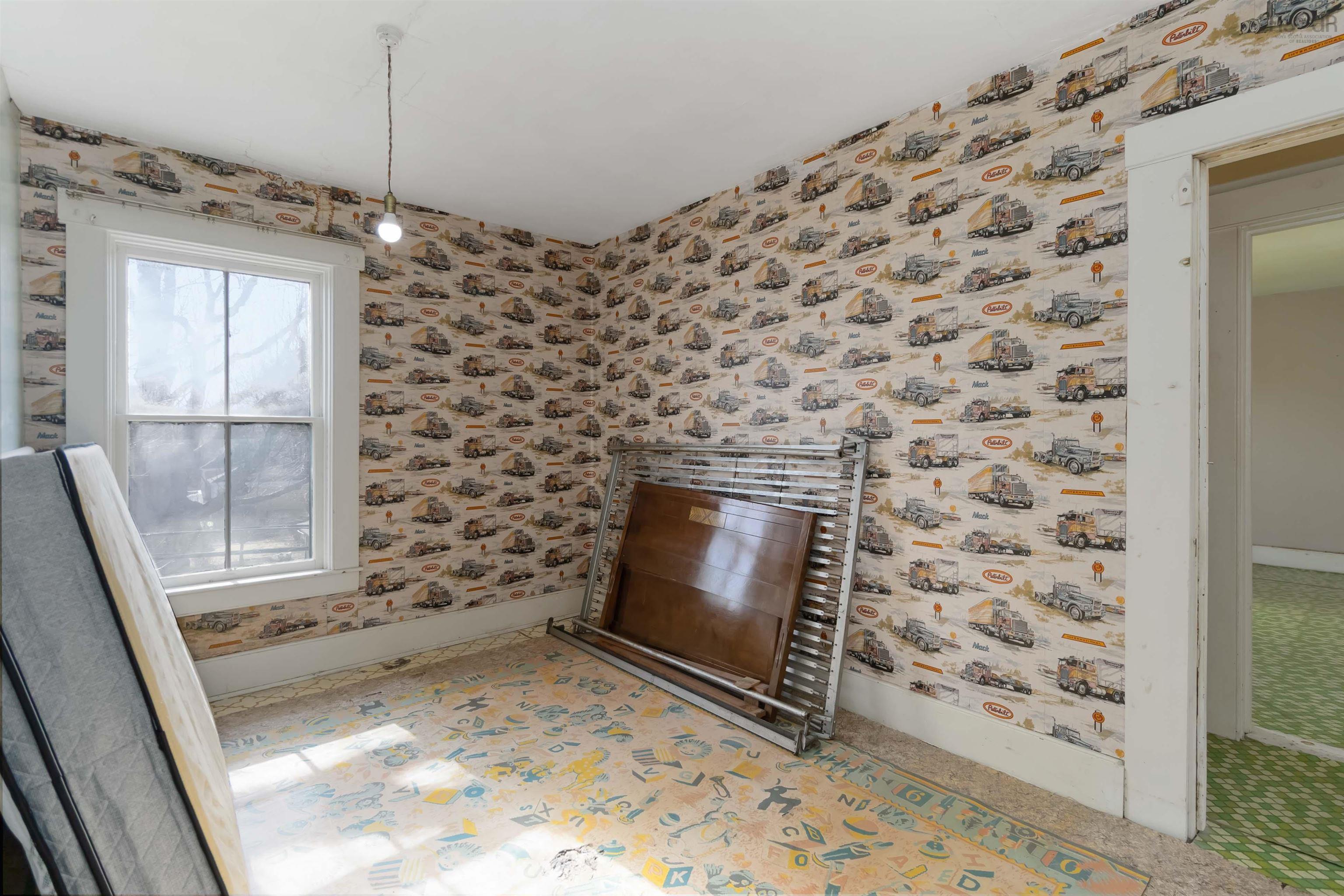 $395,900.00: 21 Green Street, Lunenburg