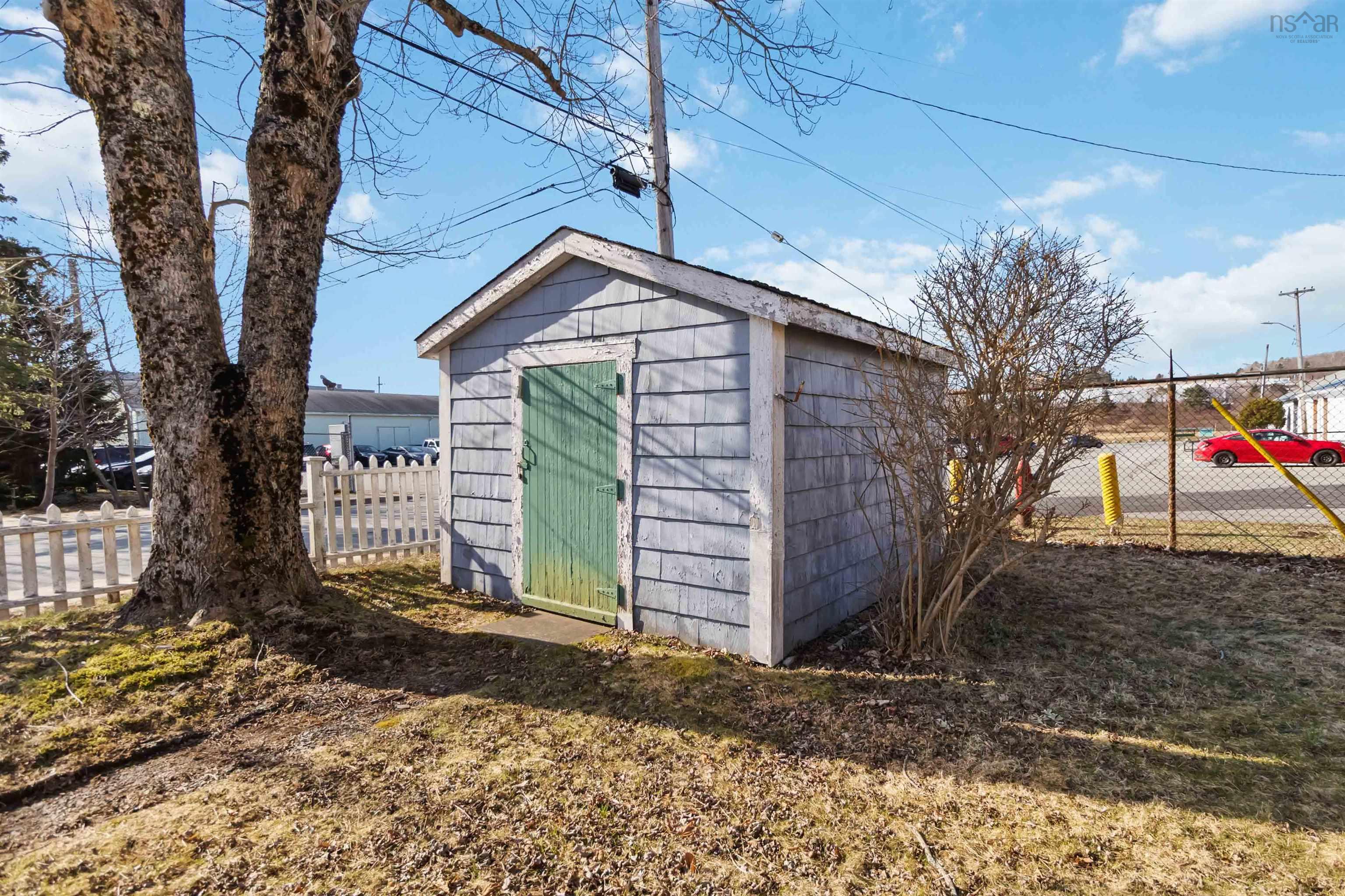$395,900.00: 21 Green Street, Lunenburg
