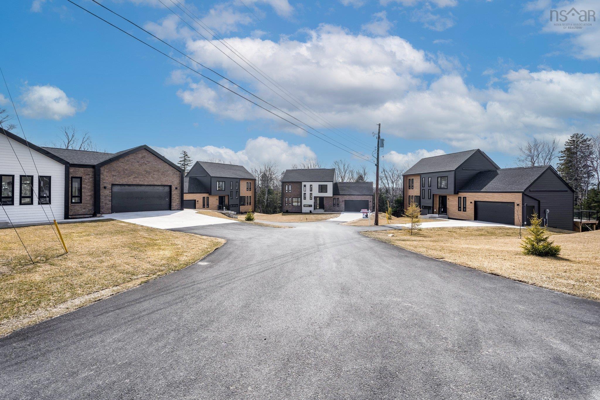 $799,900.00: 15 Merion Court, Hammonds Plains