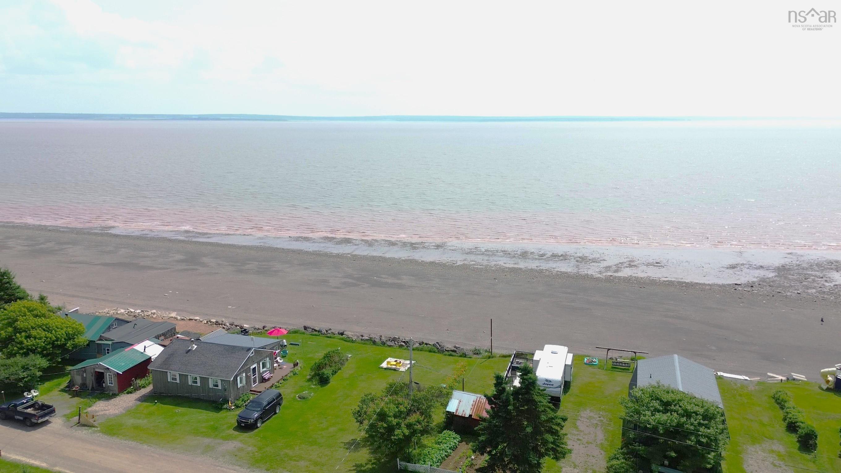 $84,900.00: 239 Bay Shore Road, Five Houses