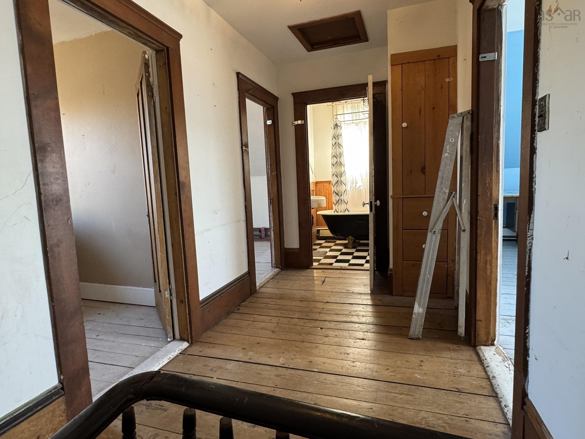 $399,000.00: 7584 Highway 3, Summerville Centre