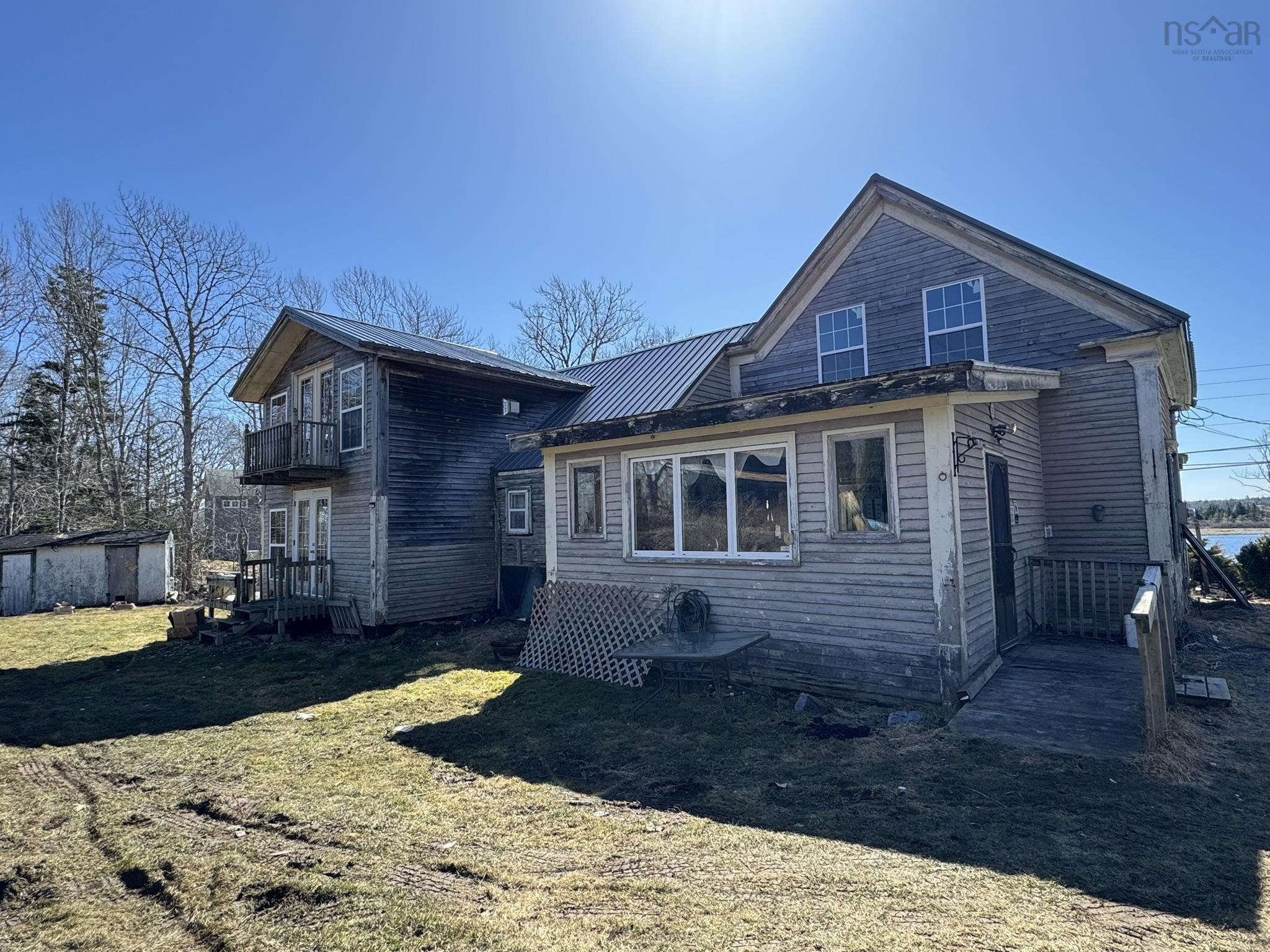 $399,000.00: 7584 Highway 3, Summerville Centre