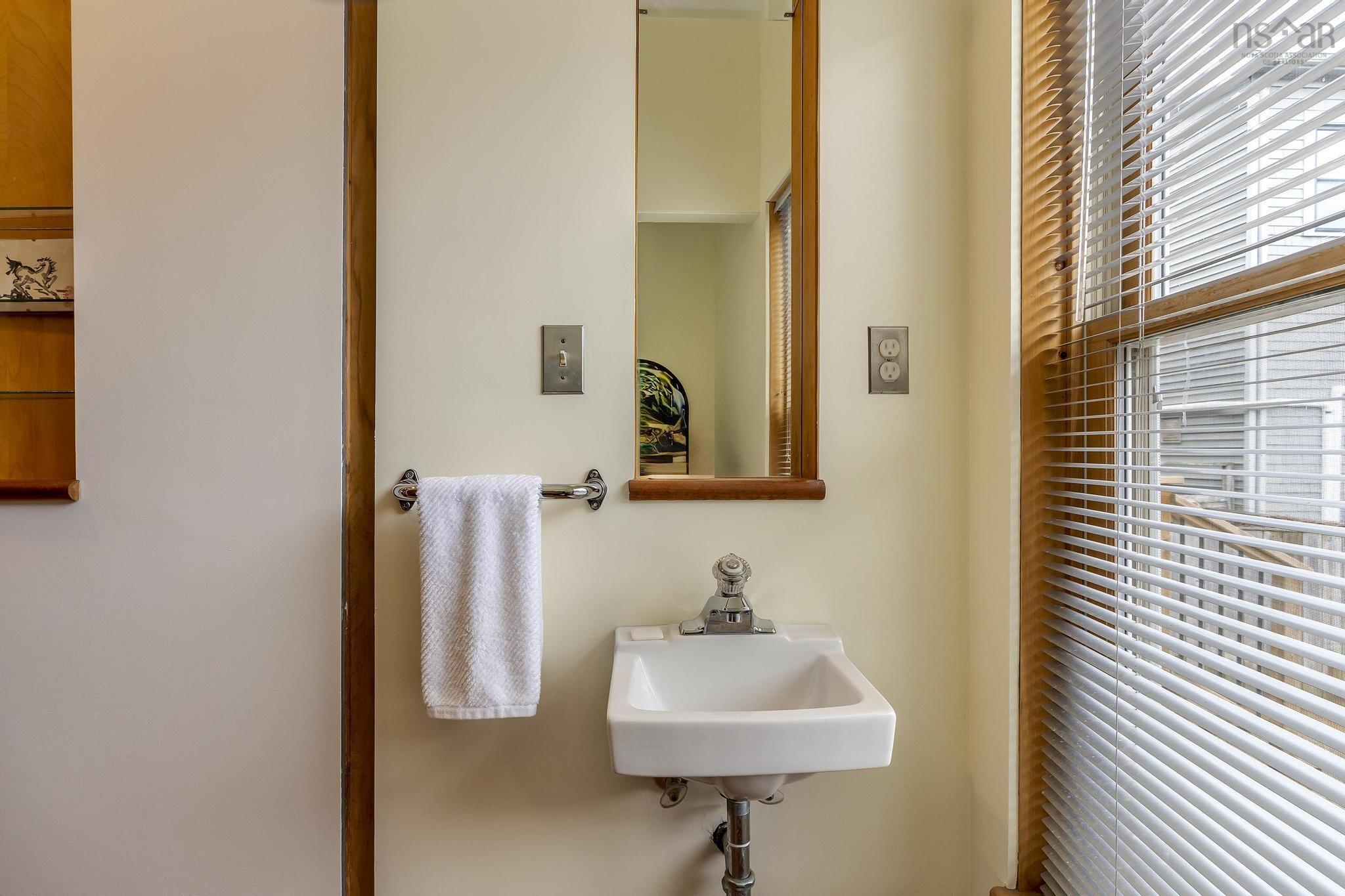 $699,000.00: 5658 Nora Bernard Street, Halifax