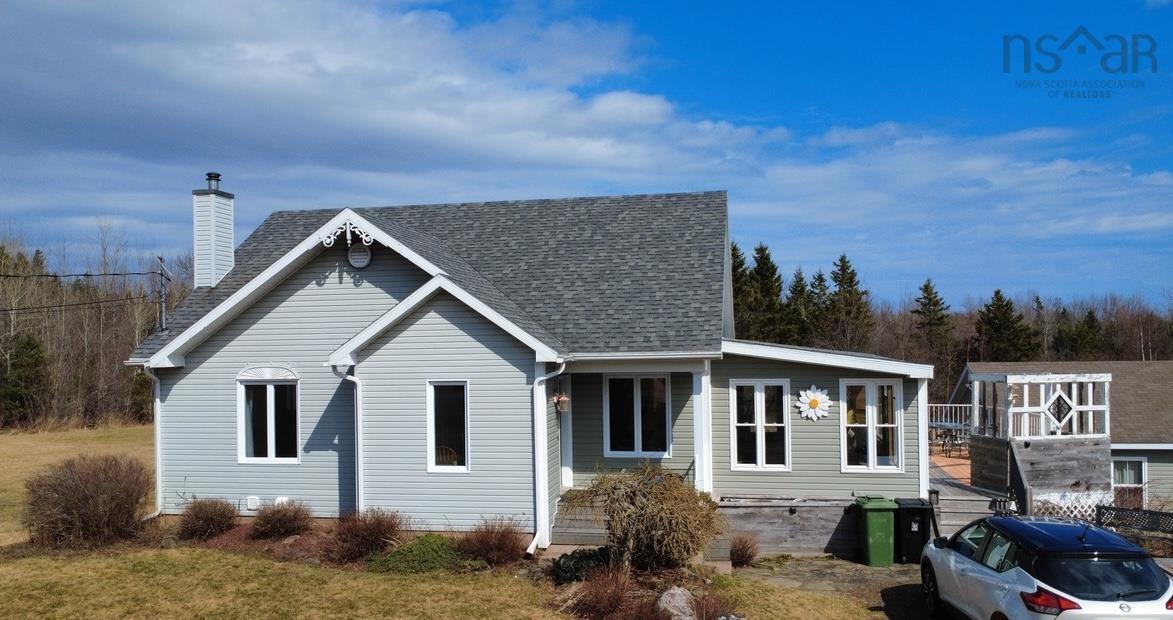 $450,000.00: 42 Blackie Road, Pictou