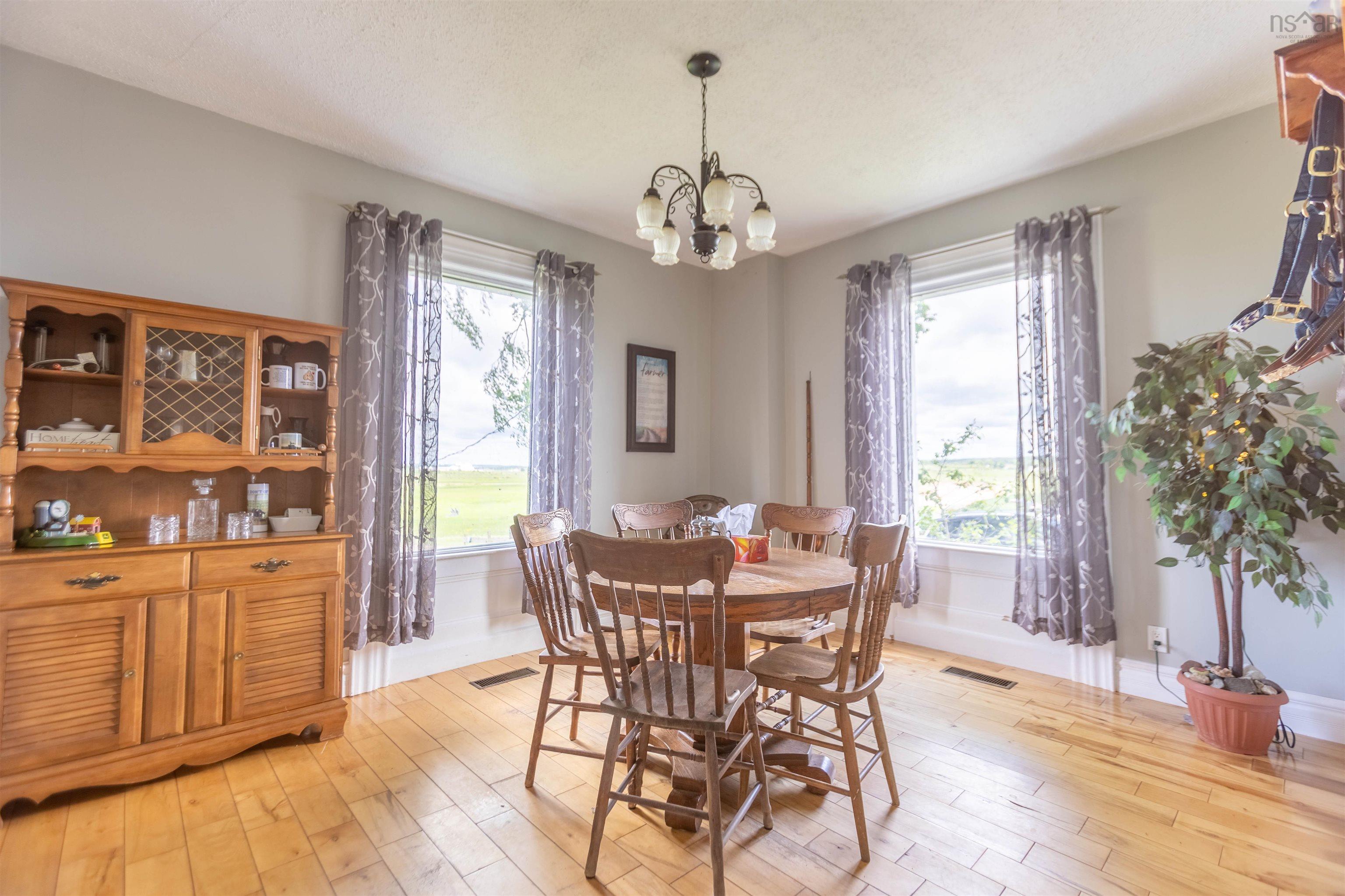 $415,900.00: 227 Southampton Road, Amherst Point