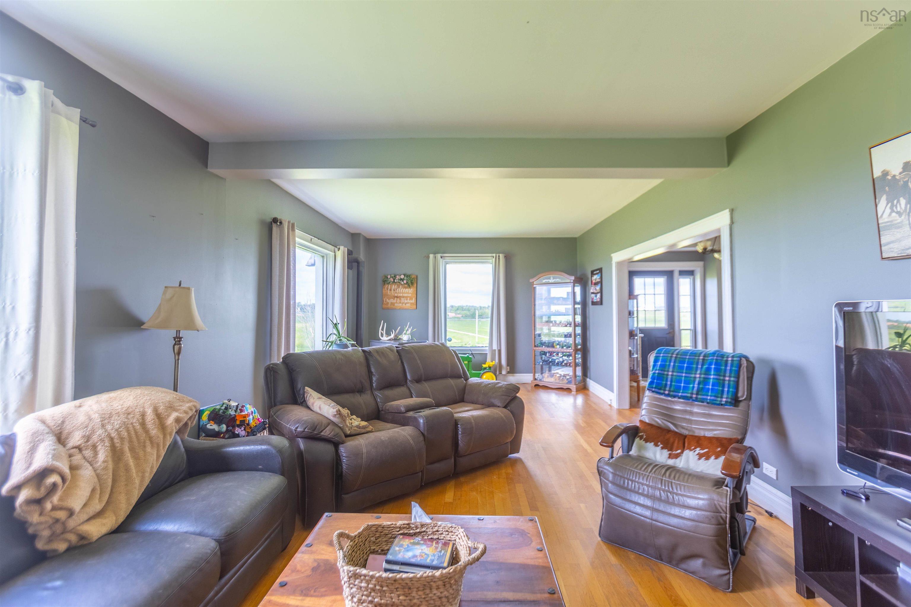 $415,900.00: 227 Southampton Road, Amherst Point