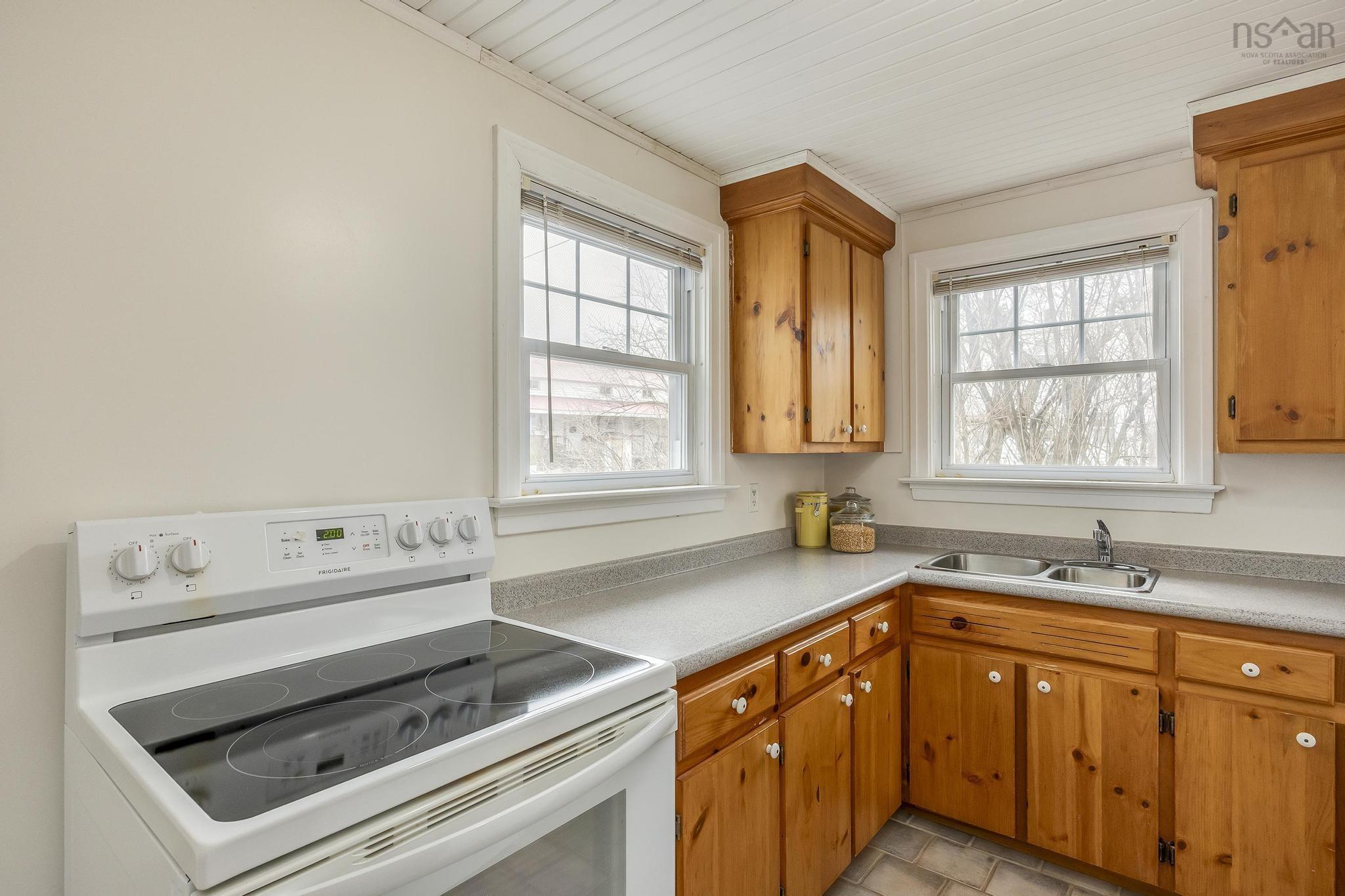 $242,500.00: 154 South Street, Carleton Corner