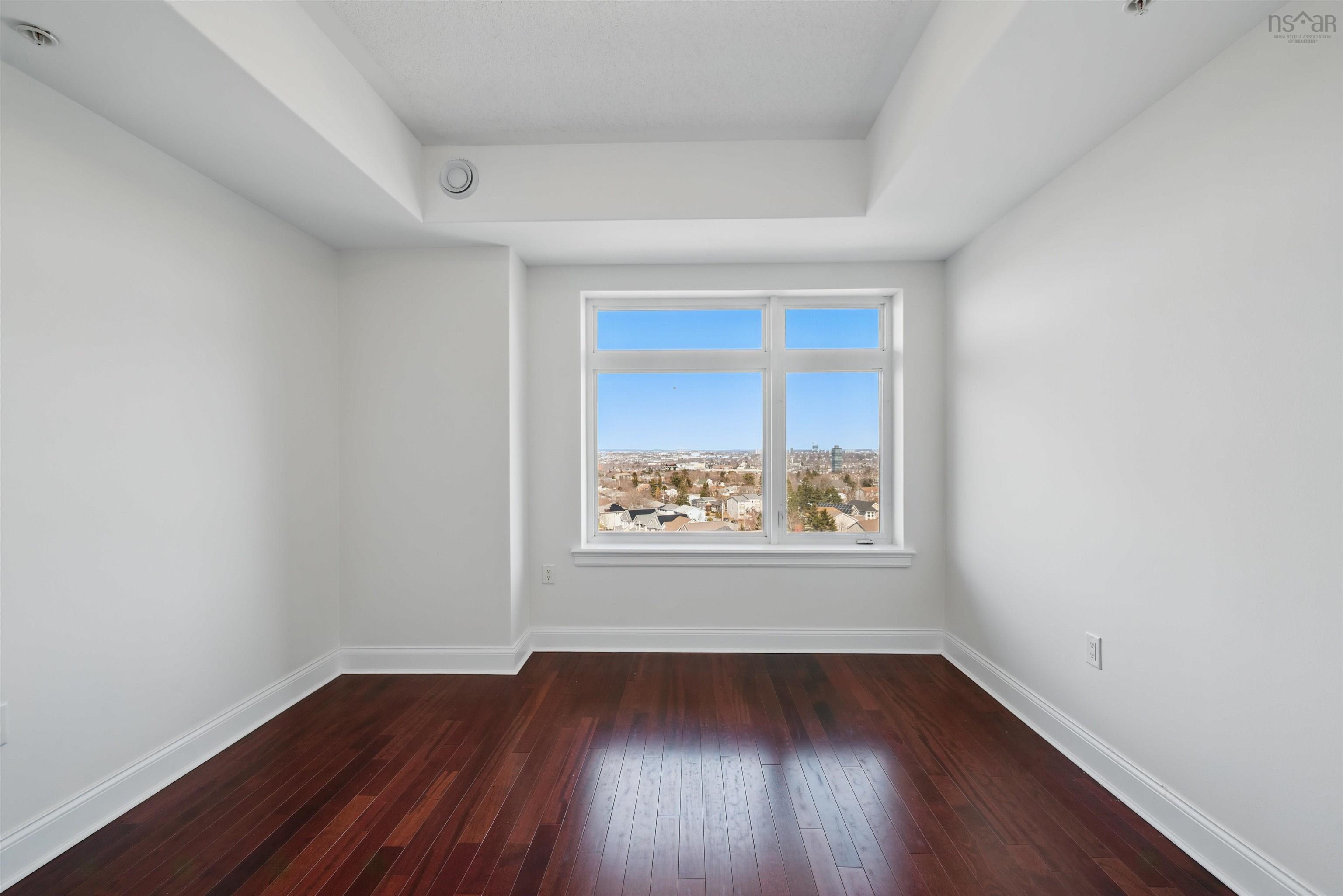 $469,900.00: 912 60 Walter Havill Drive, Halifax