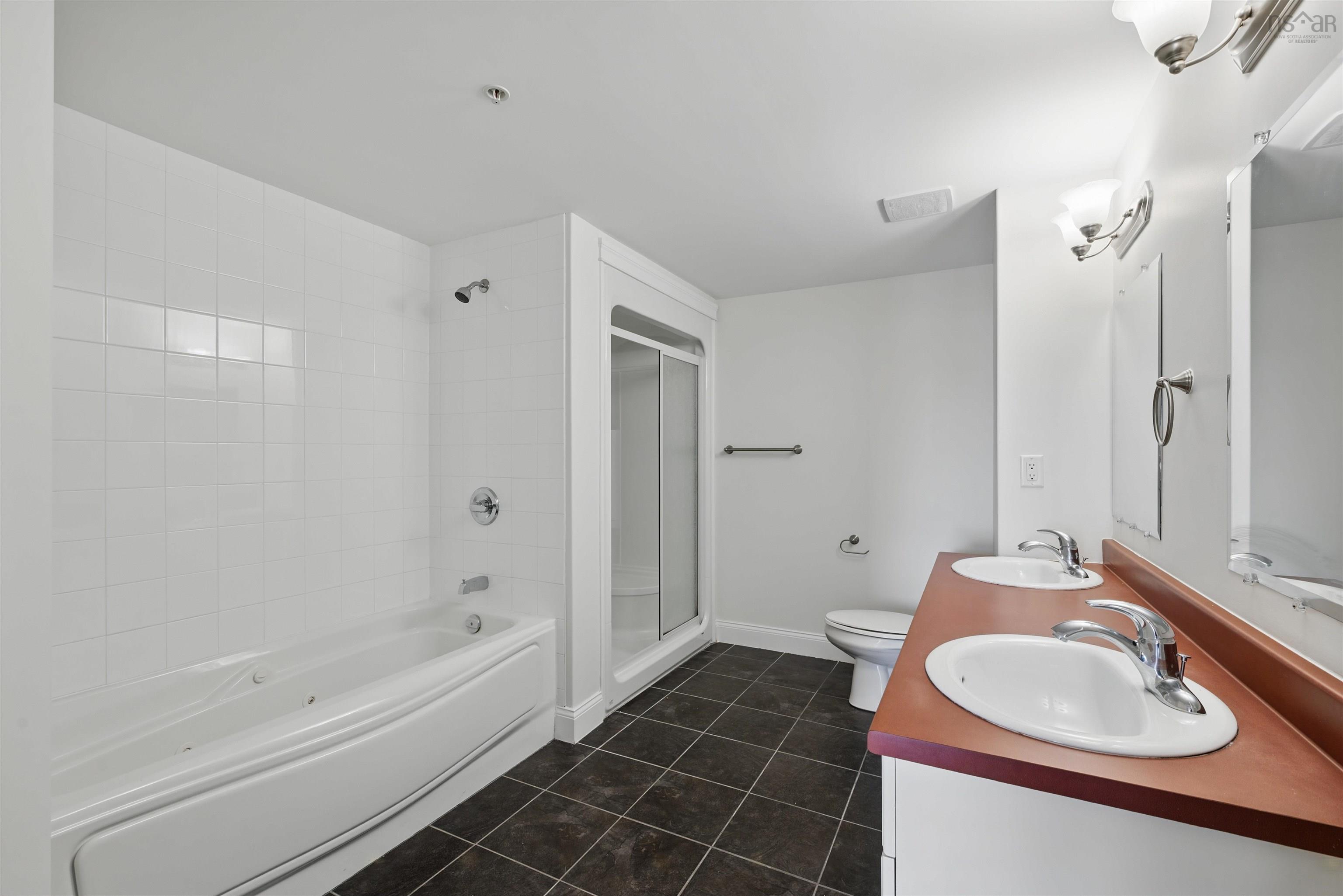 $469,900.00: 912 60 Walter Havill Drive, Halifax