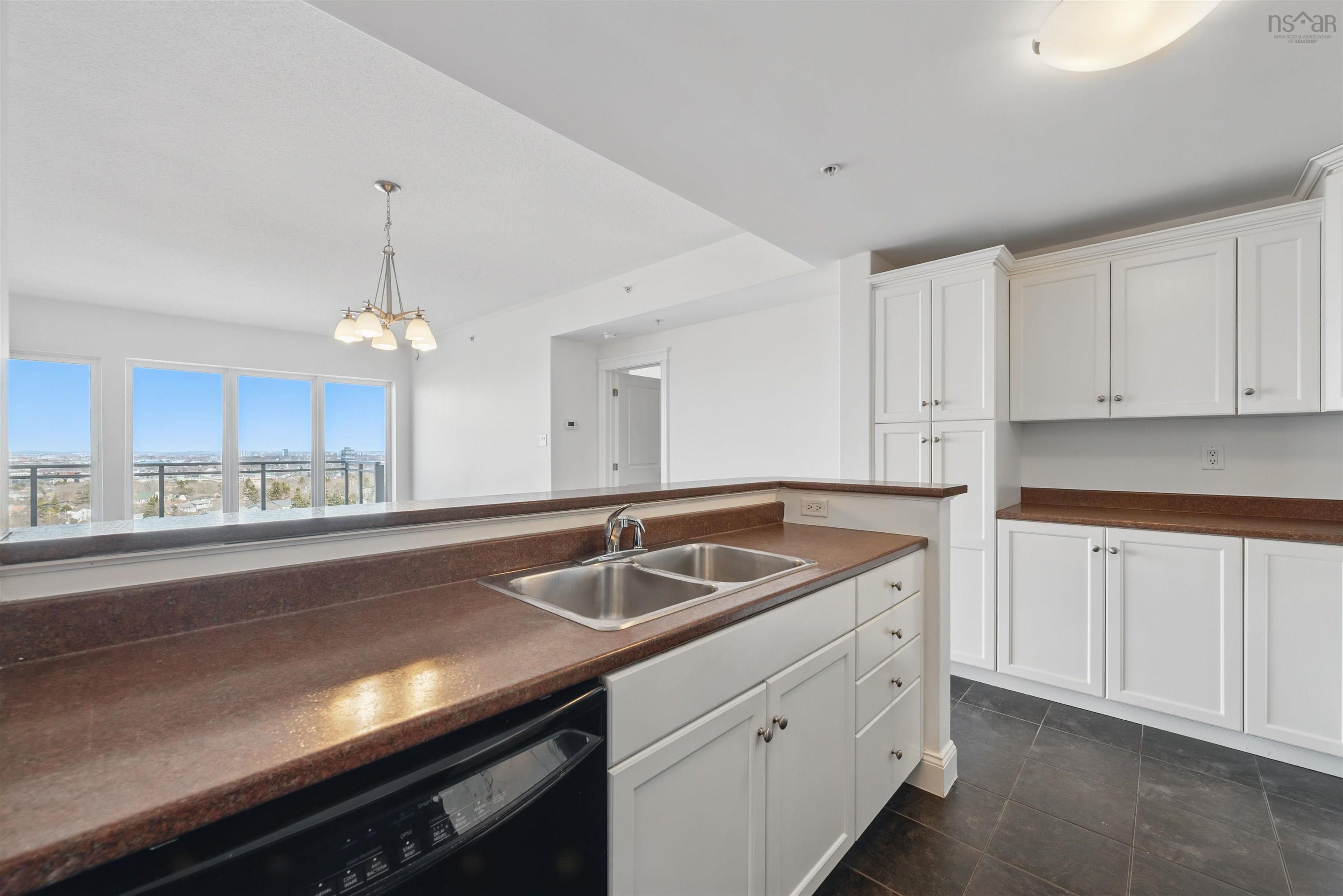 $469,900.00: 912 60 Walter Havill Drive, Halifax
