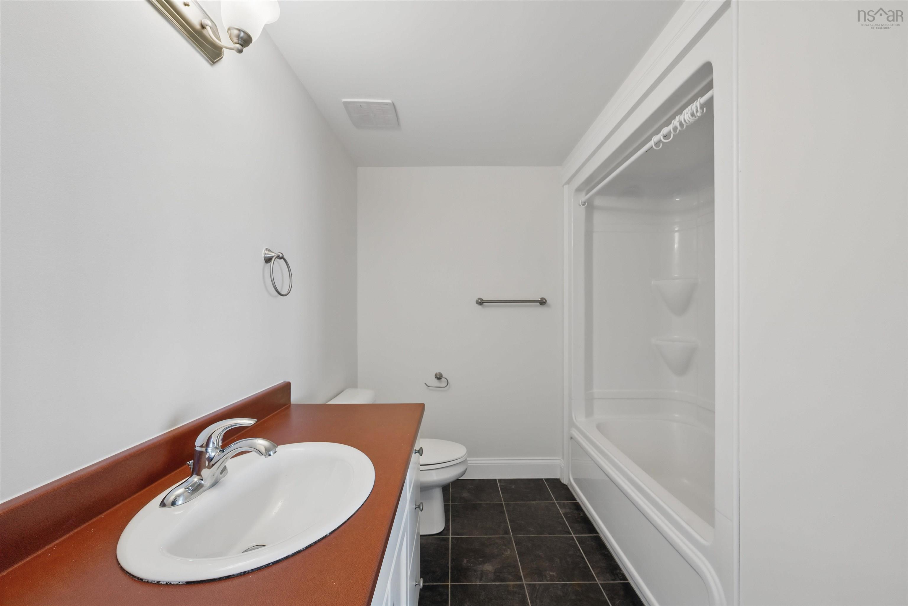 $469,900.00: 912 60 Walter Havill Drive, Halifax