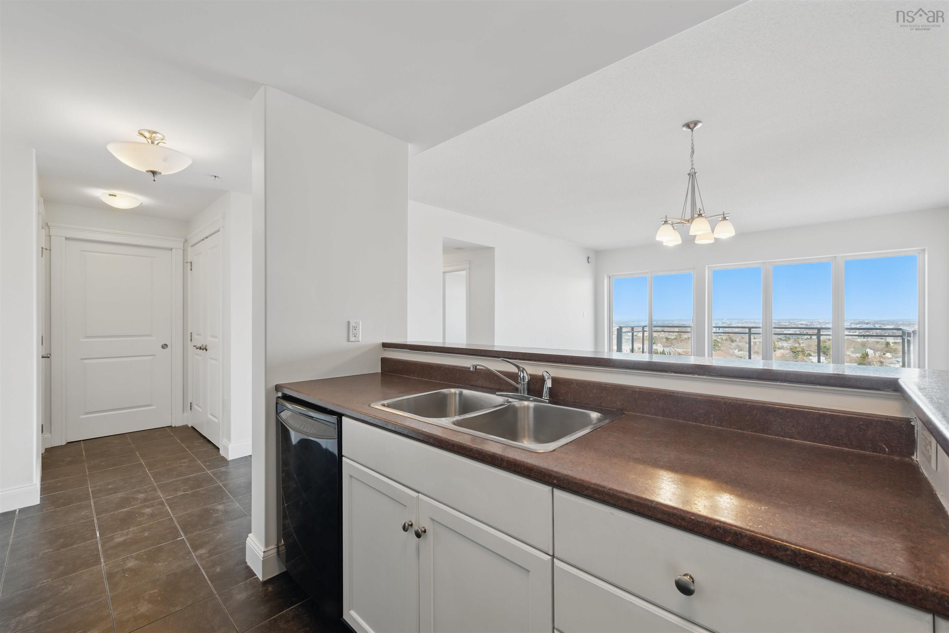 $469,900.00: 912 60 Walter Havill Drive, Halifax