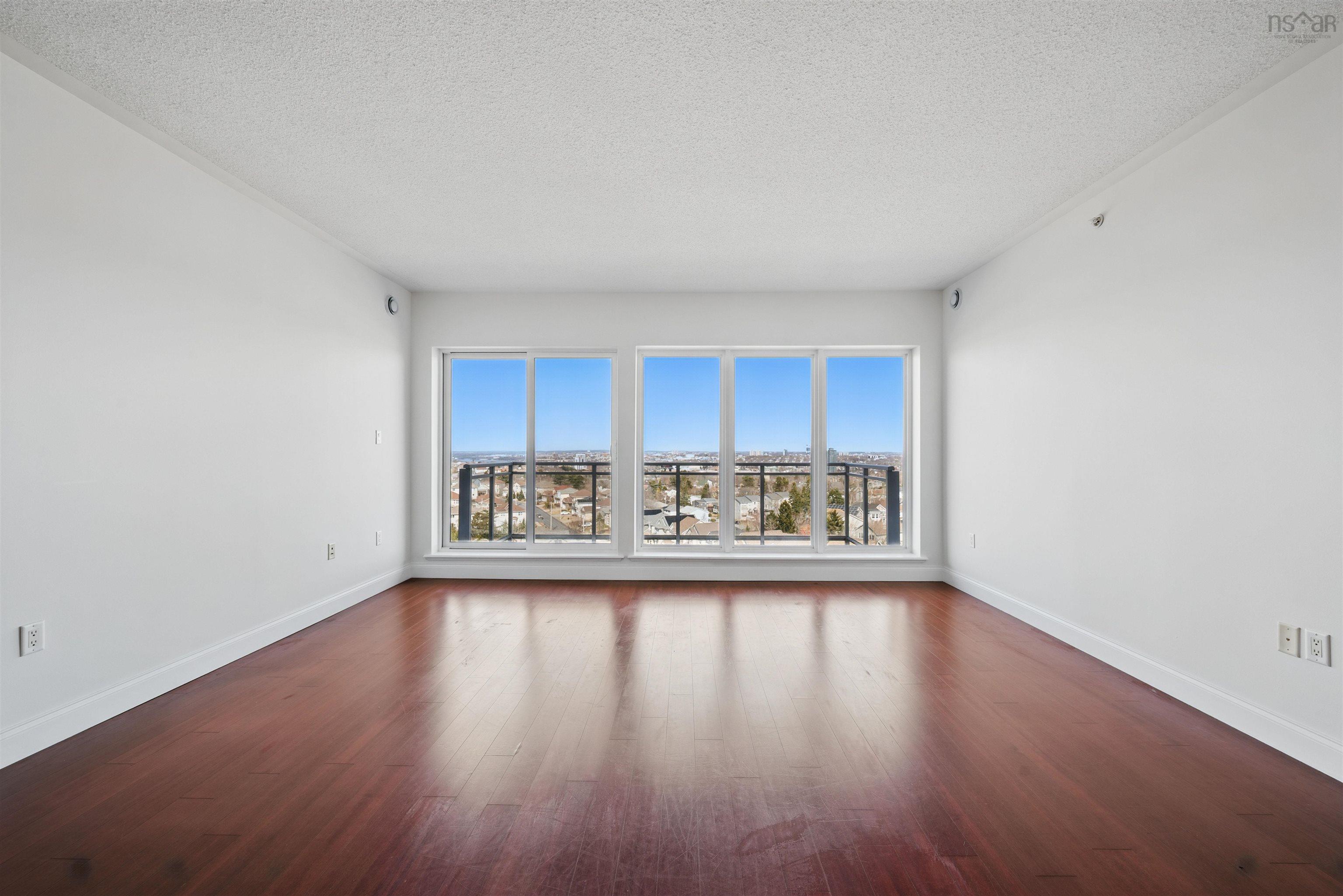 $469,900.00: 912 60 Walter Havill Drive, Halifax