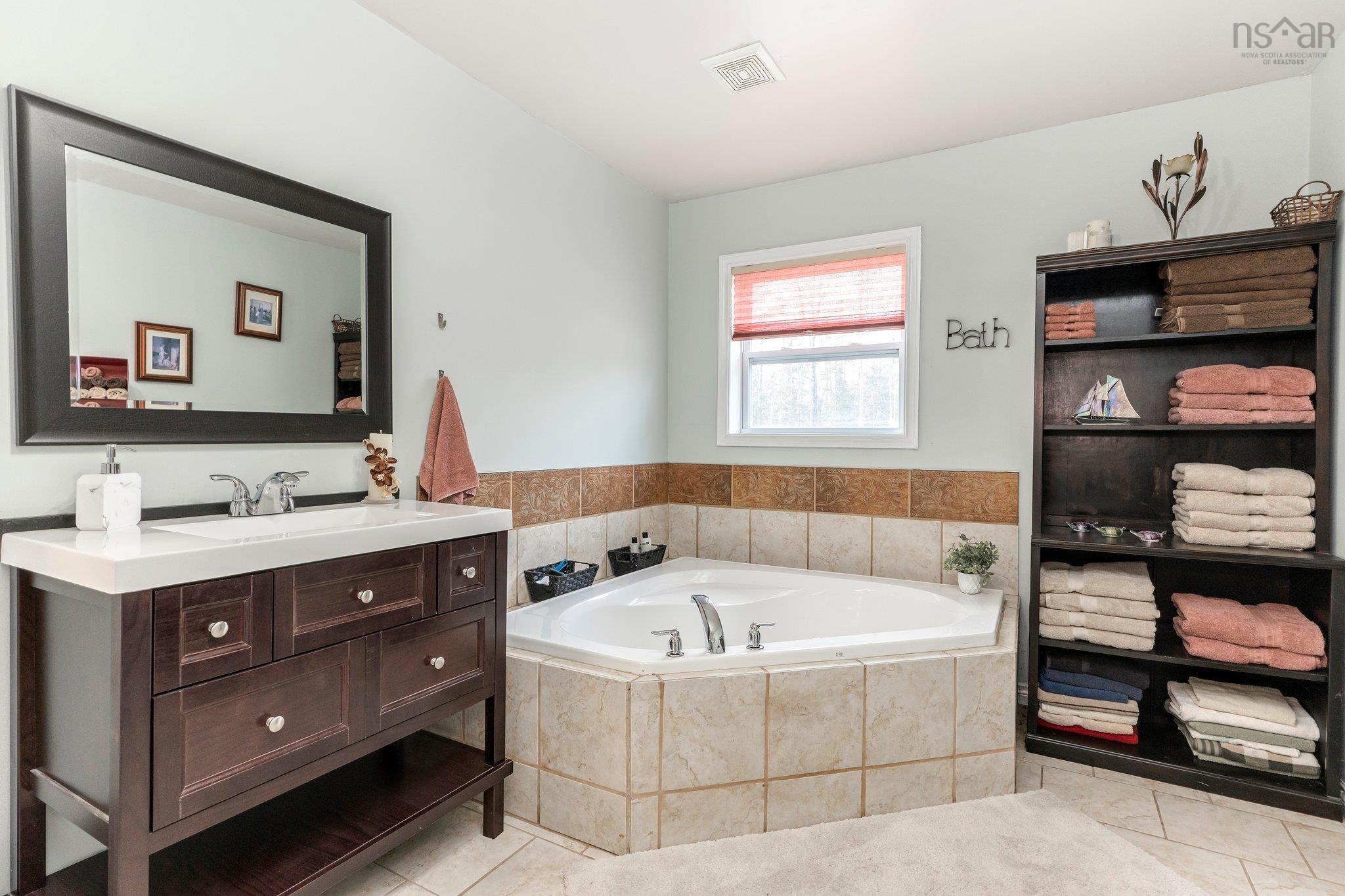 $624,900.00: 67 Skyridge Drive, Dutch Settlement
