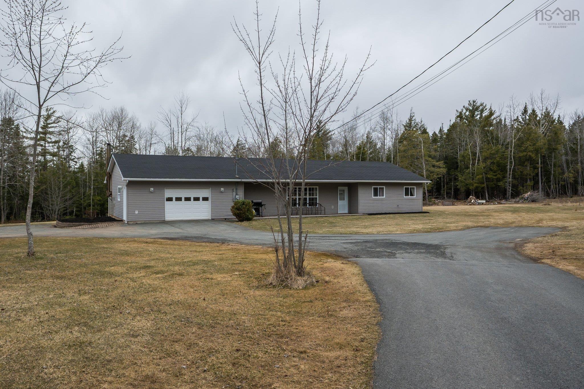 $624,900.00: 67 Skyridge Drive, Dutch Settlement