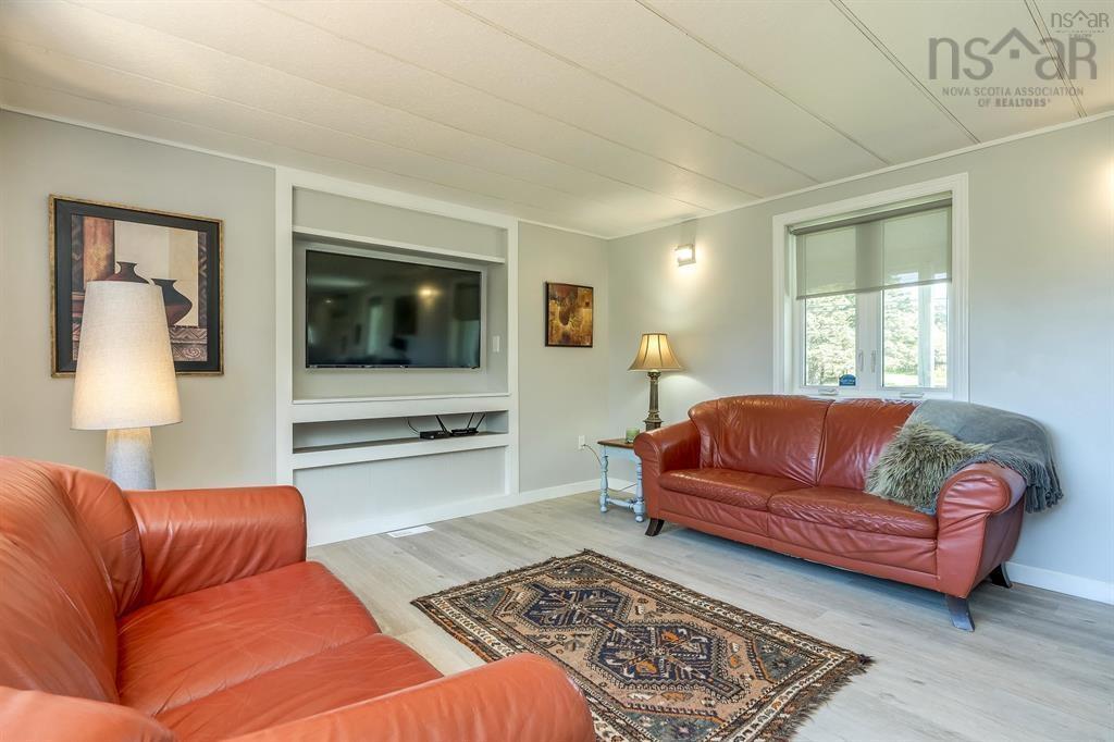 $259,900.00: 7093 Highway 101, Plympton