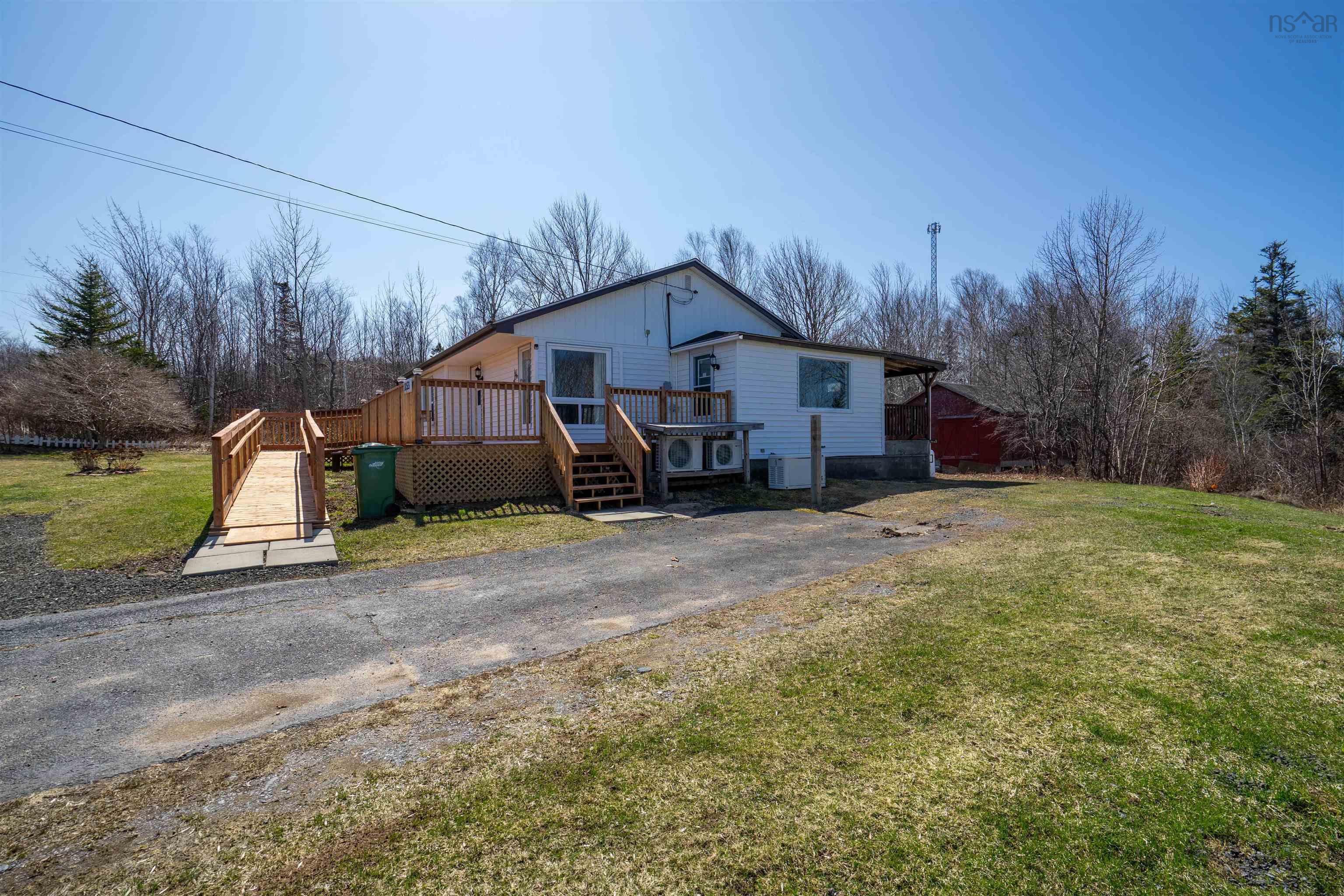 $275,000.00: 1153 Parker Mountain Road, Parkers Cove