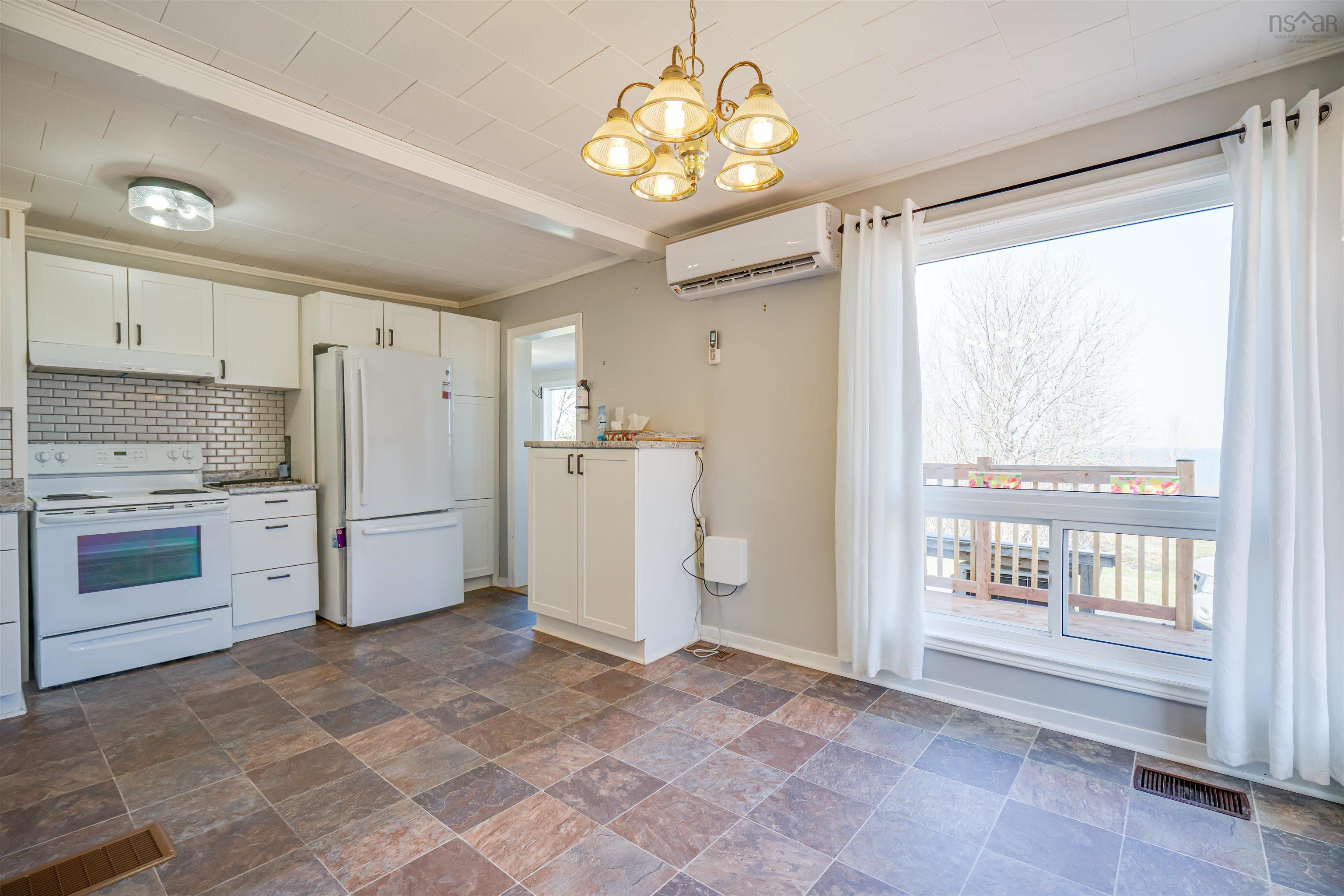 $275,000.00: 1153 Parker Mountain Road, Parkers Cove
