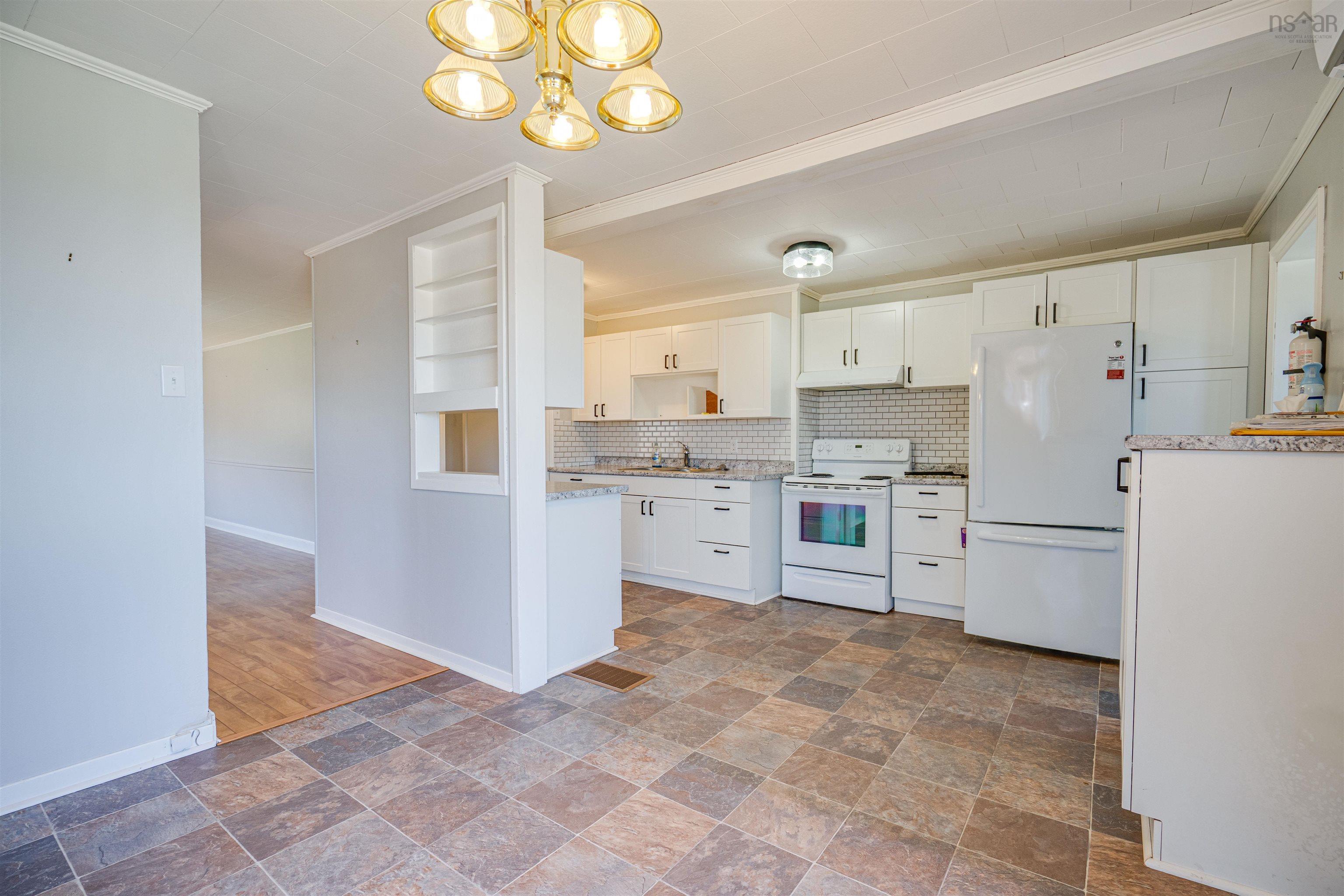$275,000.00: 1153 Parker Mountain Road, Parkers Cove