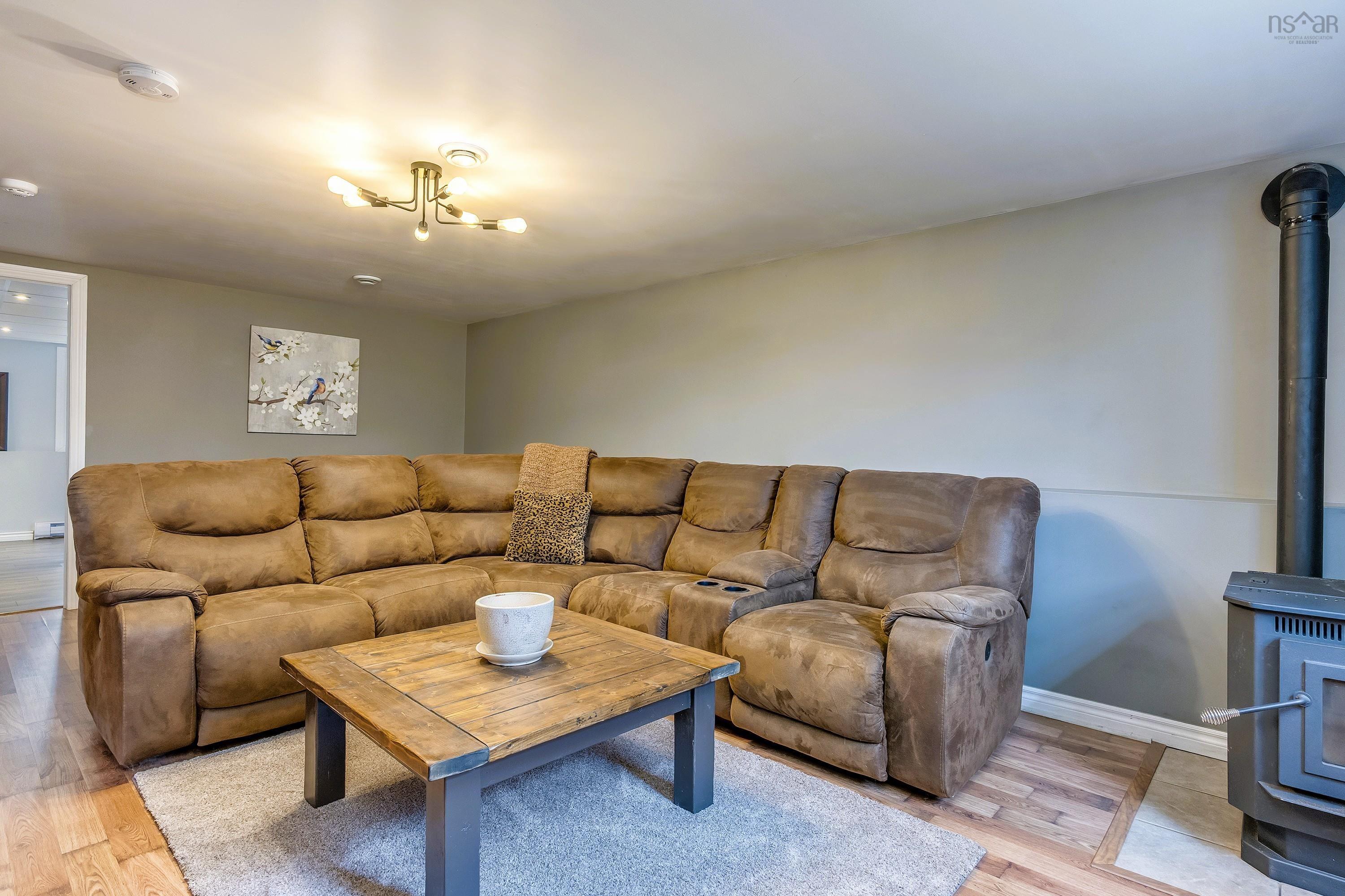 $375,000.00: 5 Chateau Court, Nictaux