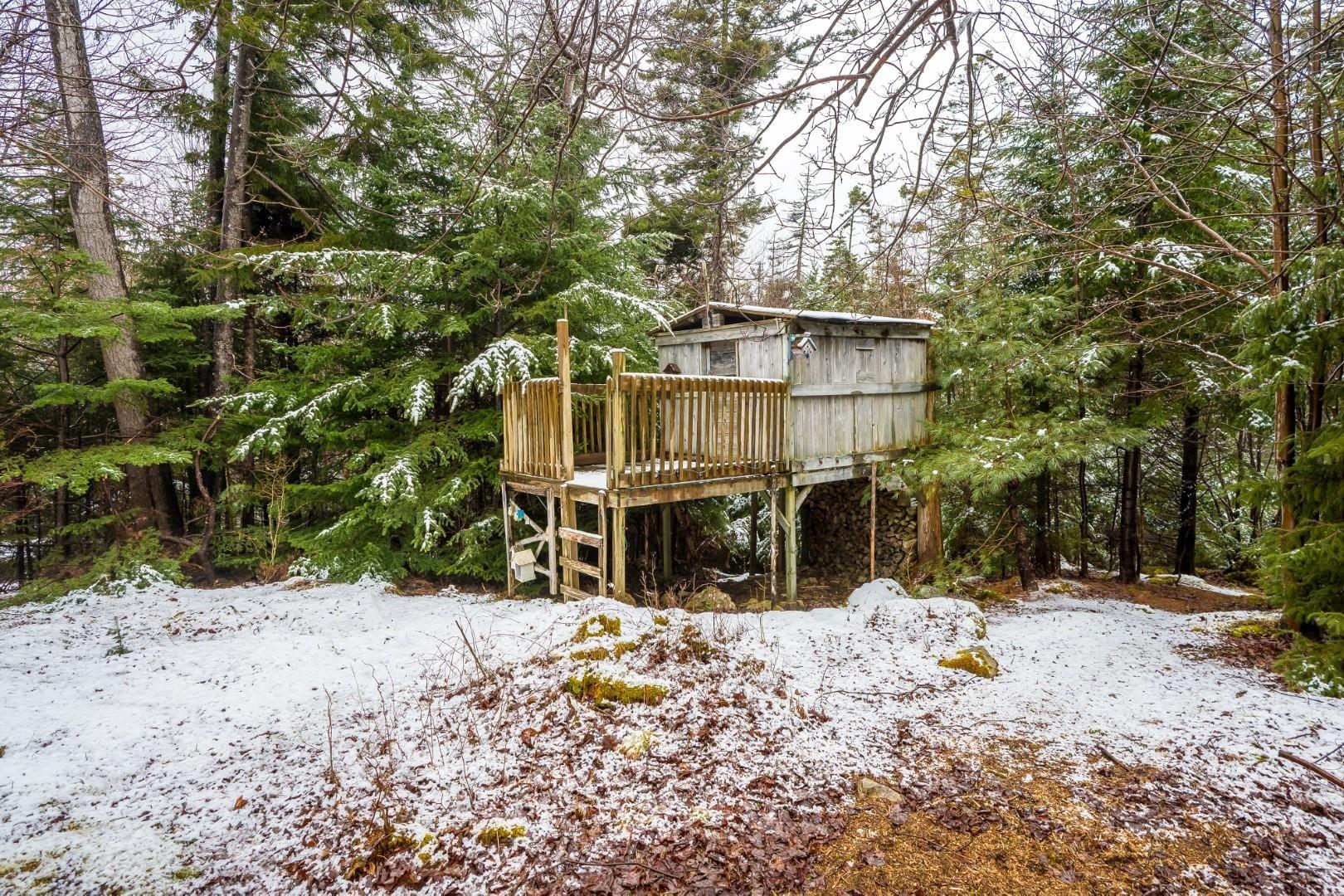 $689,000.00: 18 Foxwood Crescent, Mineville