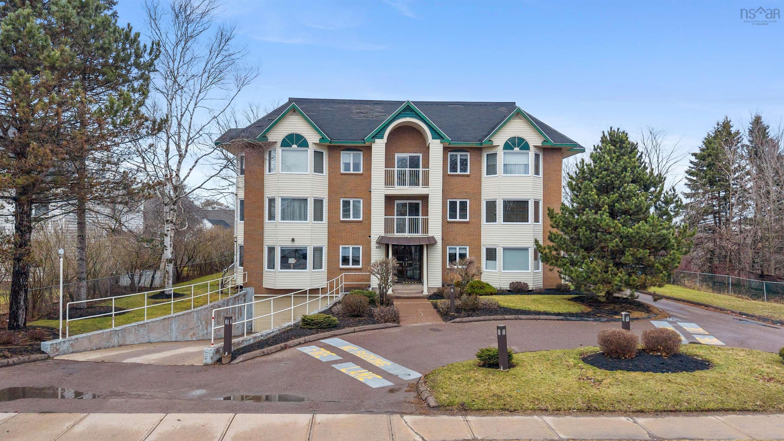 $289,900.00: 103 403 PRINCE Street, Truro