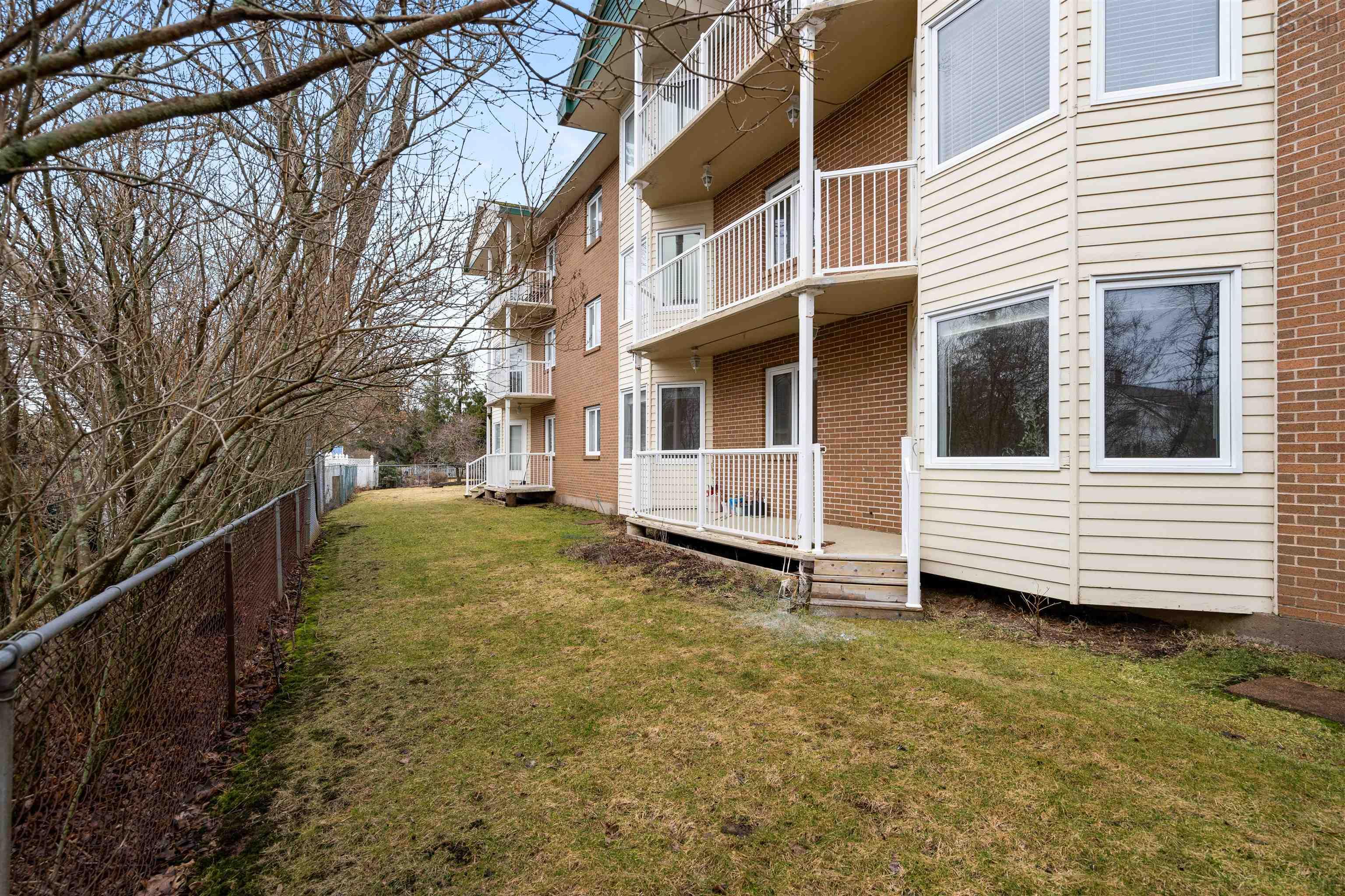 $289,900.00: 103 403 PRINCE Street, Truro