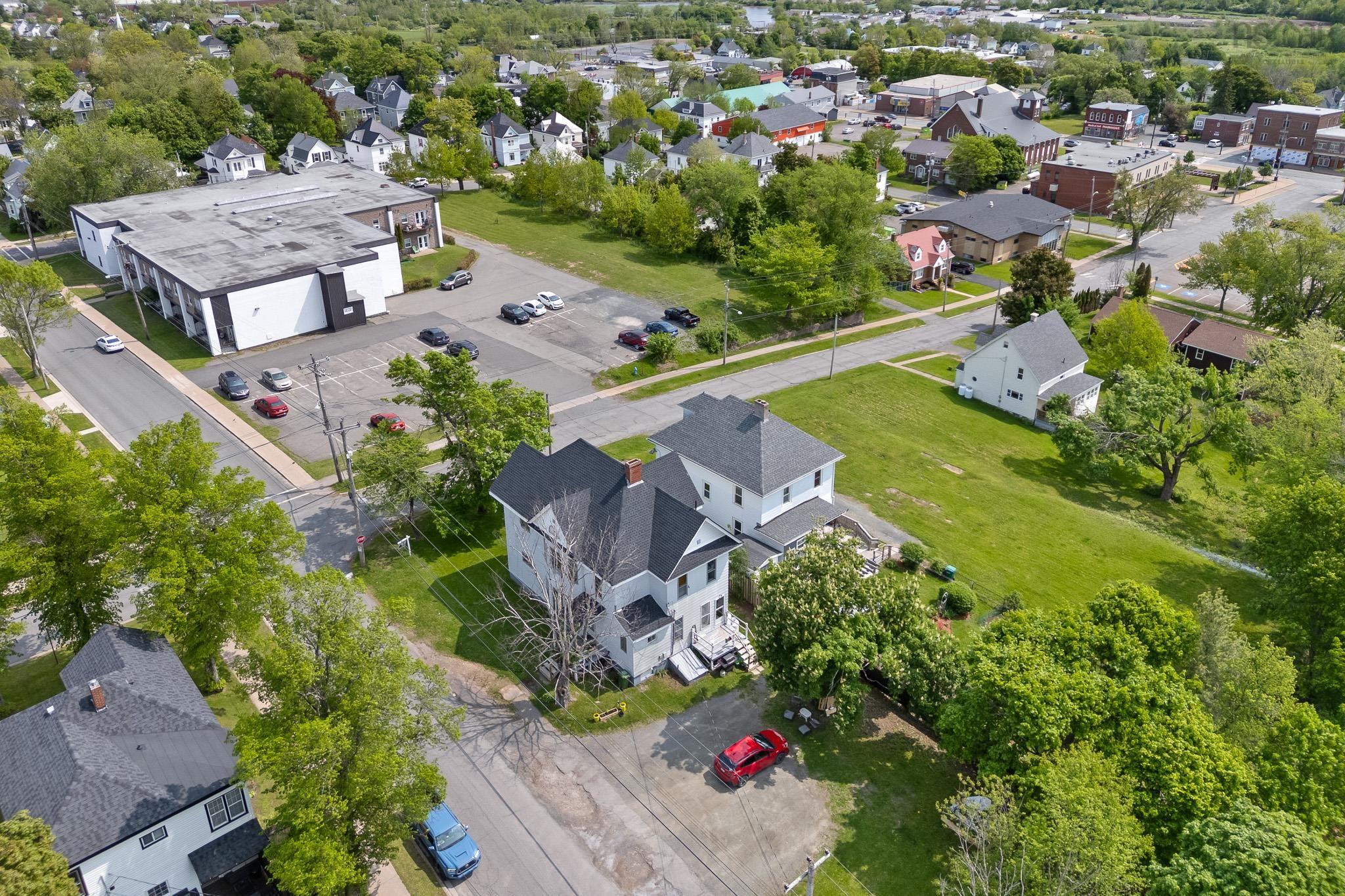 $319,000.00: 105 Park Street, Stellarton